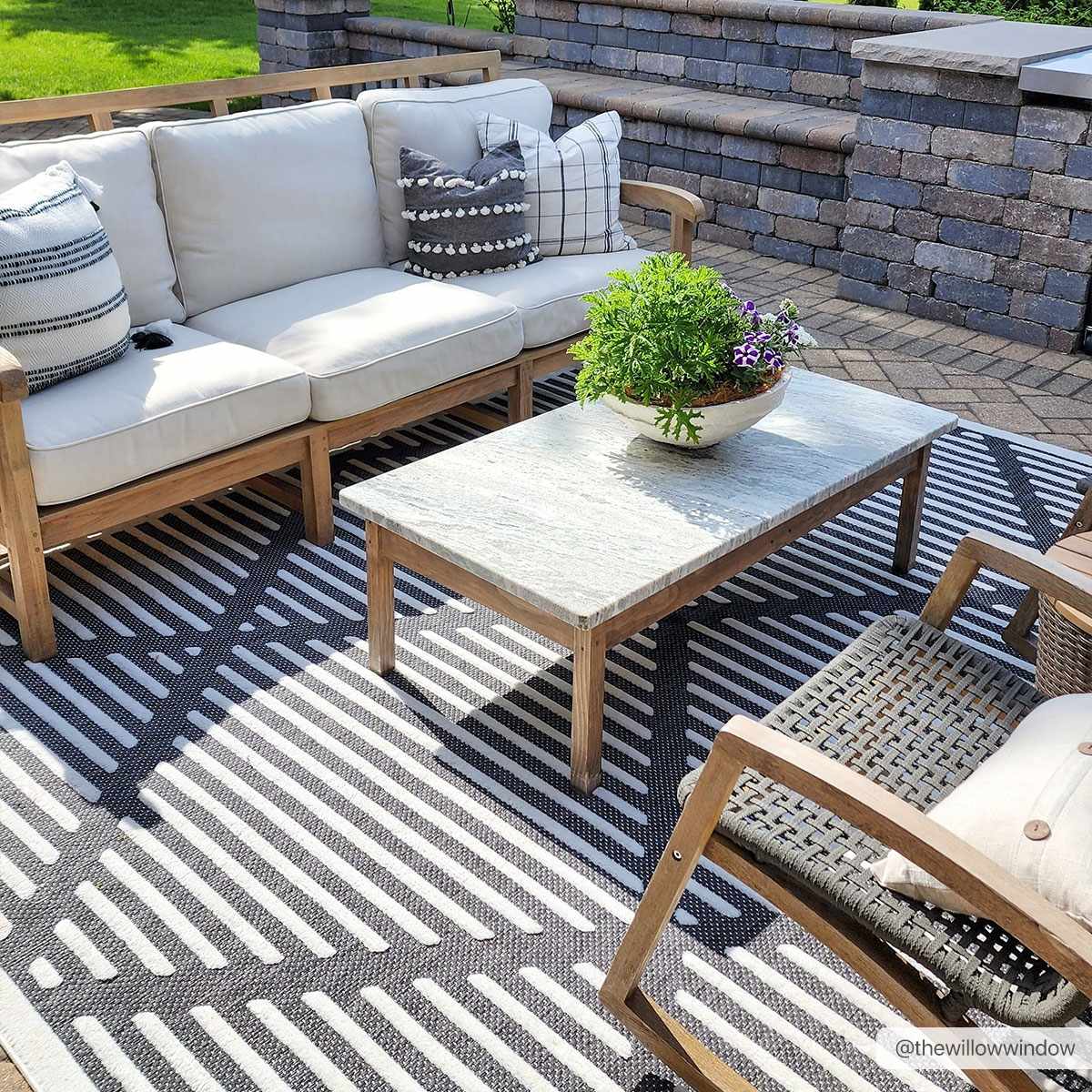 Anah Black Outdoor Rug - Boutique Rugs