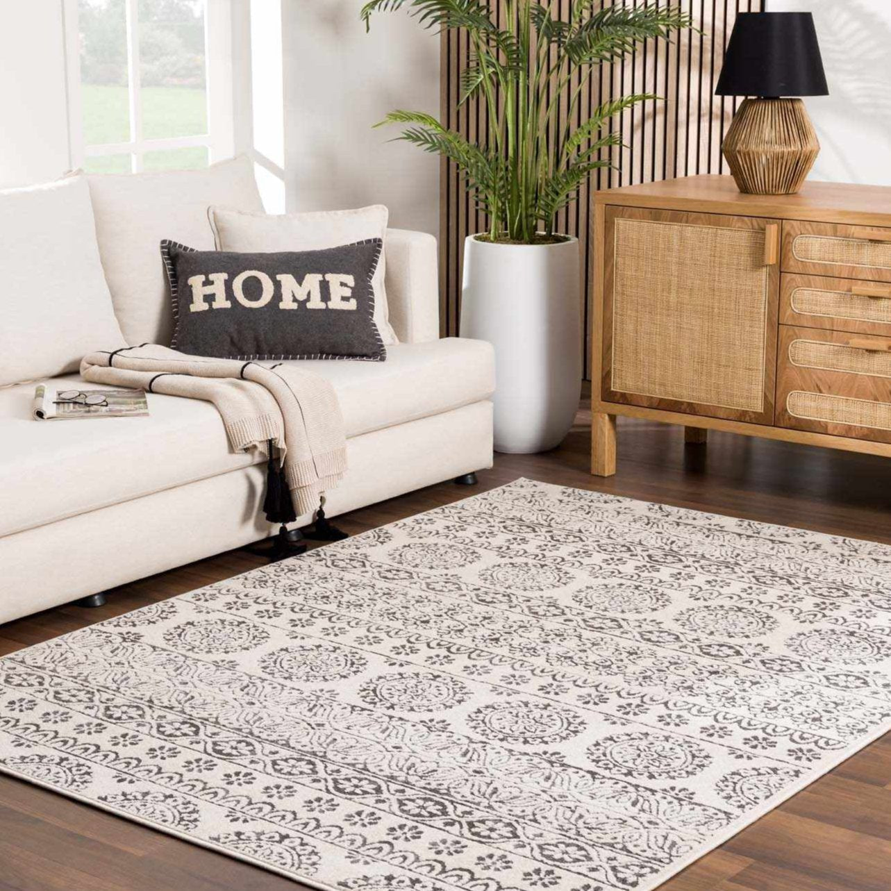 Warroad Black&White All Over Pattern Rug