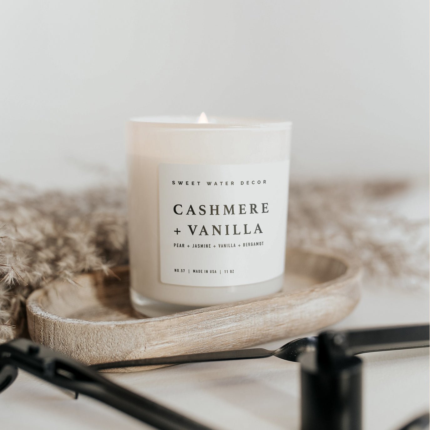 Cashmere and Vanilla Soy Candle - White Jar - 11 oz - Sweet Water Decor