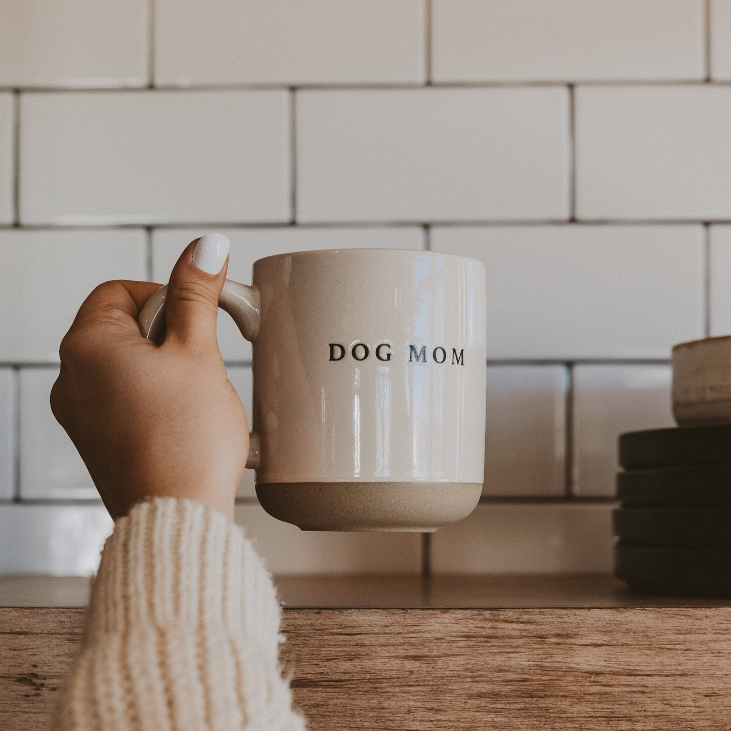 Tasse à café en grès Dog Mom de 14 oz 