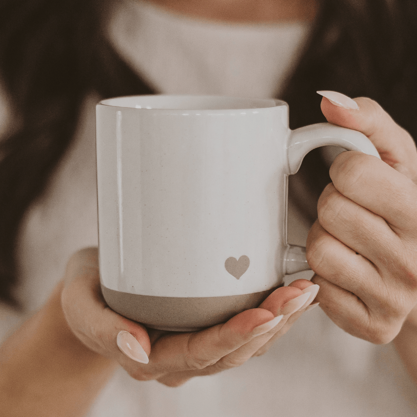 Taza de café de cerámica con forma de corazón de 14 oz