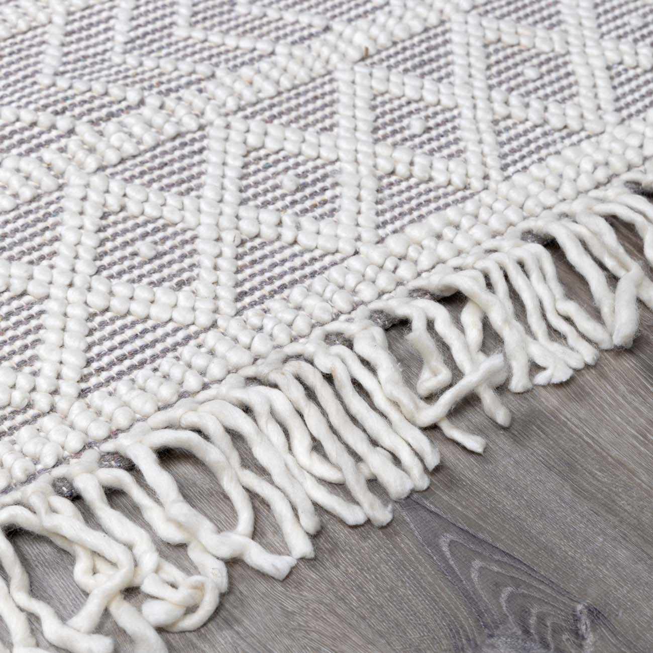 Cotton Wool Tassel Rug - Boutique Rugs