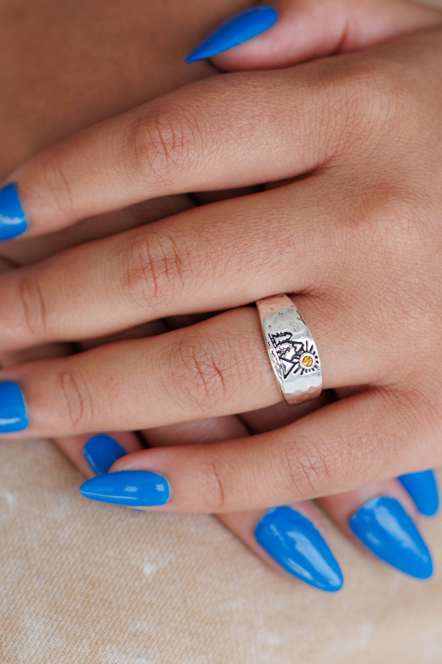 Bague réglable pour le soleil des montagnes