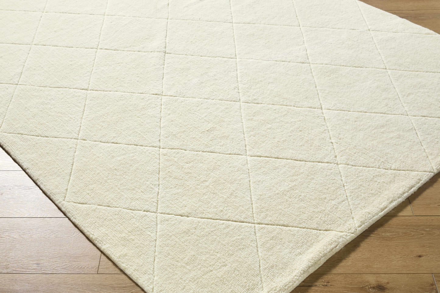 Ivory Diamonds Washable Wool Blend Area Rug - Boutique Rugs