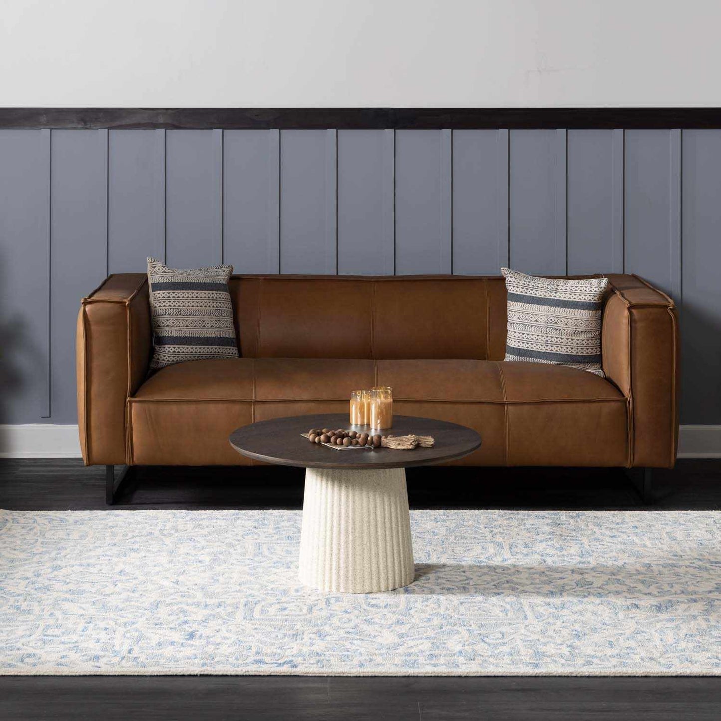 Blue and White Traditional Wool Rug - Boutique Rugs