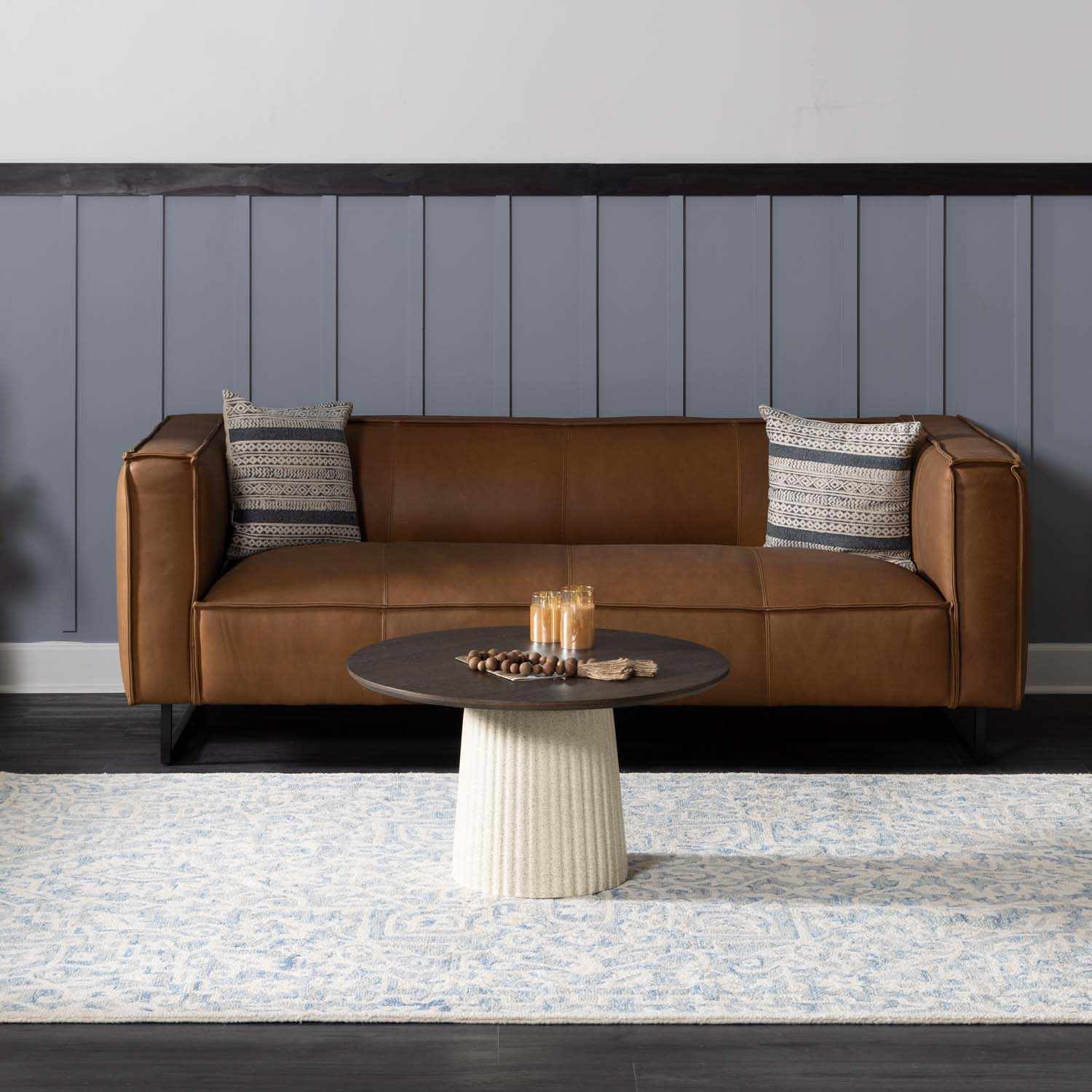 Blue and White Traditional Wool Rug - Boutique Rugs