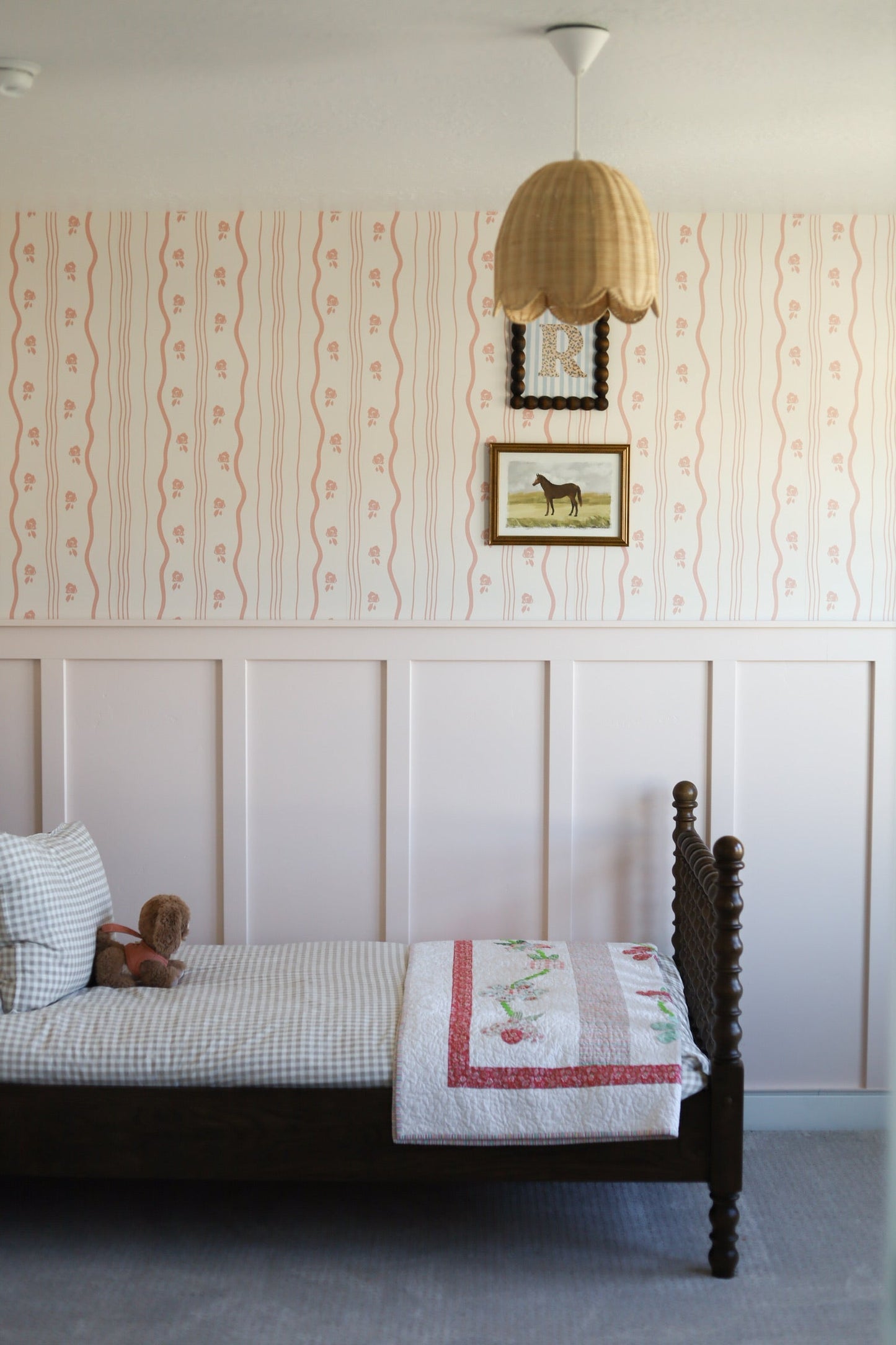 Halle Wallpaper by Gabriela Dachin - Loomwell Home Goods