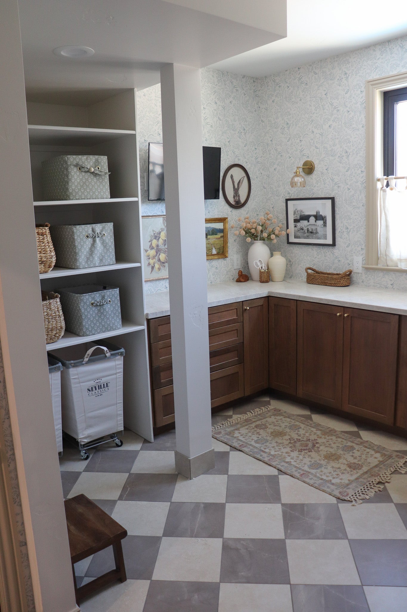 Bronwyn Wallpaper by Anna Black Creative - Loomwell Home Goods