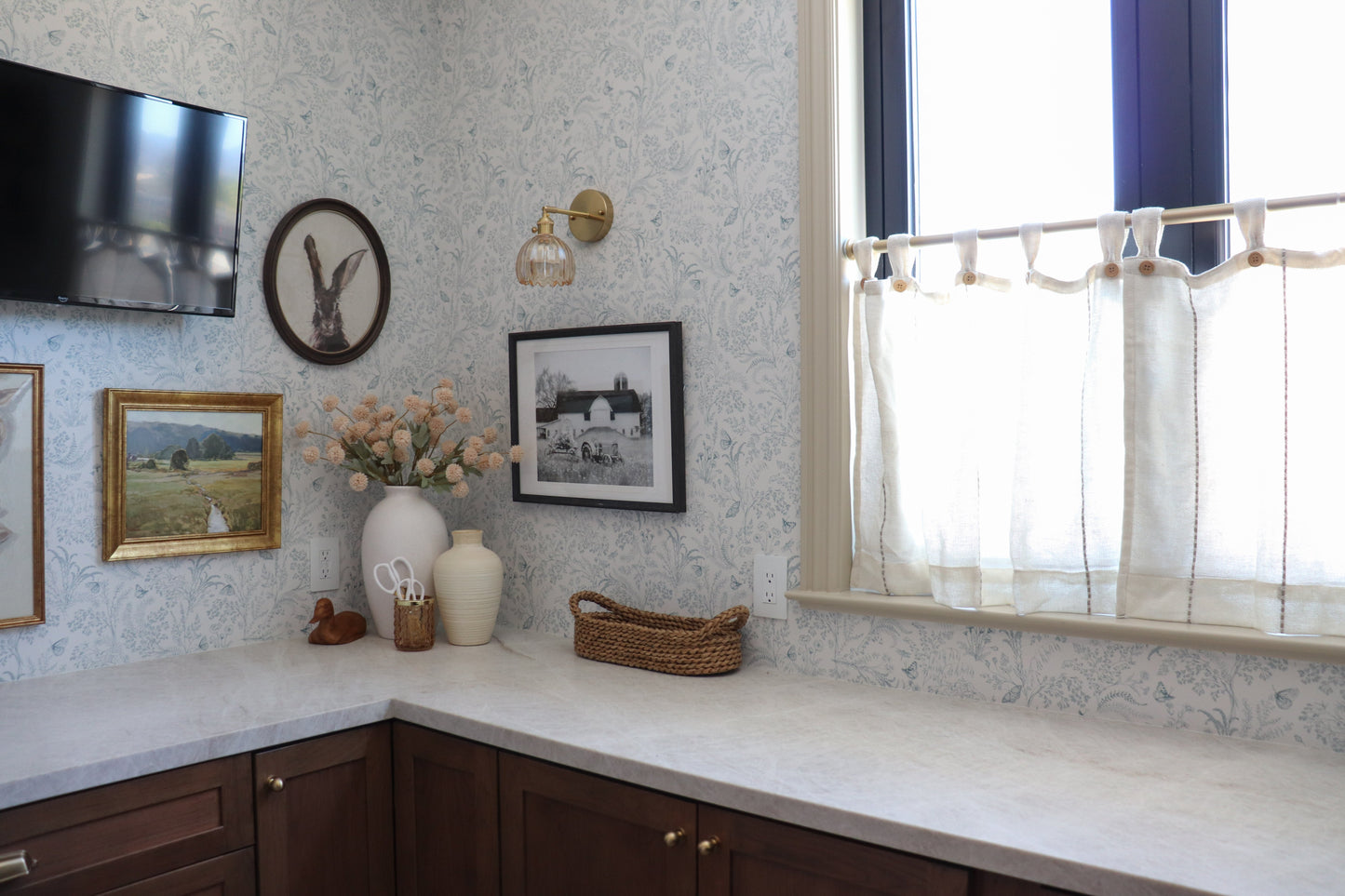 Bronwyn Wallpaper by Anna Black Creative - Loomwell Home Goods