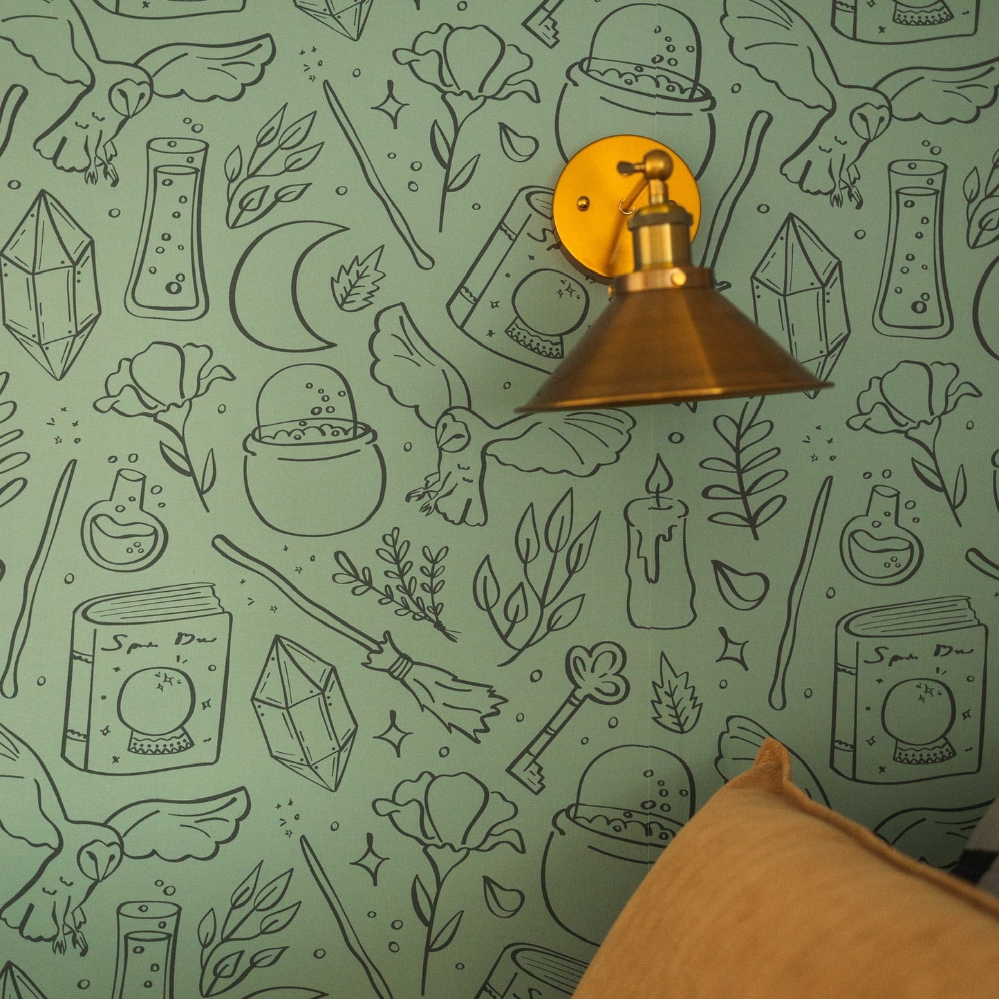 Hedwig Wallpaper - Loomwell Home Goods