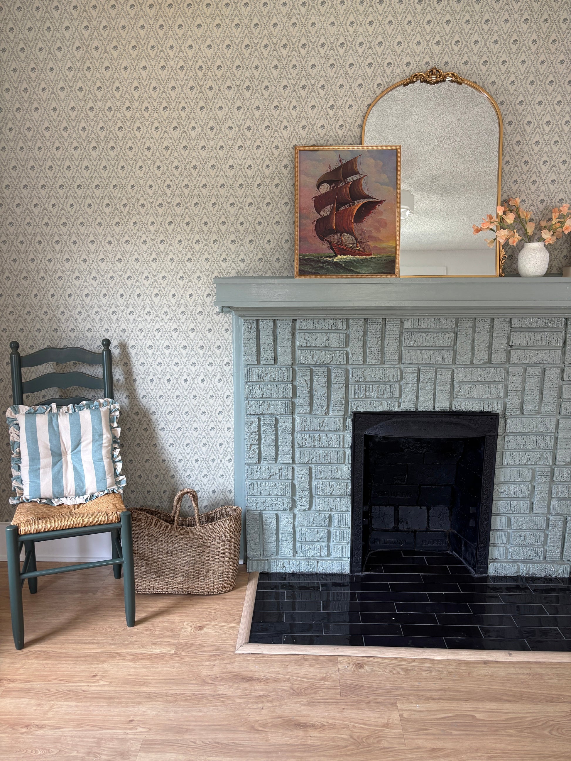 Violet Wallpaper by Taddy Mikelaites - Loomwell Home Goods