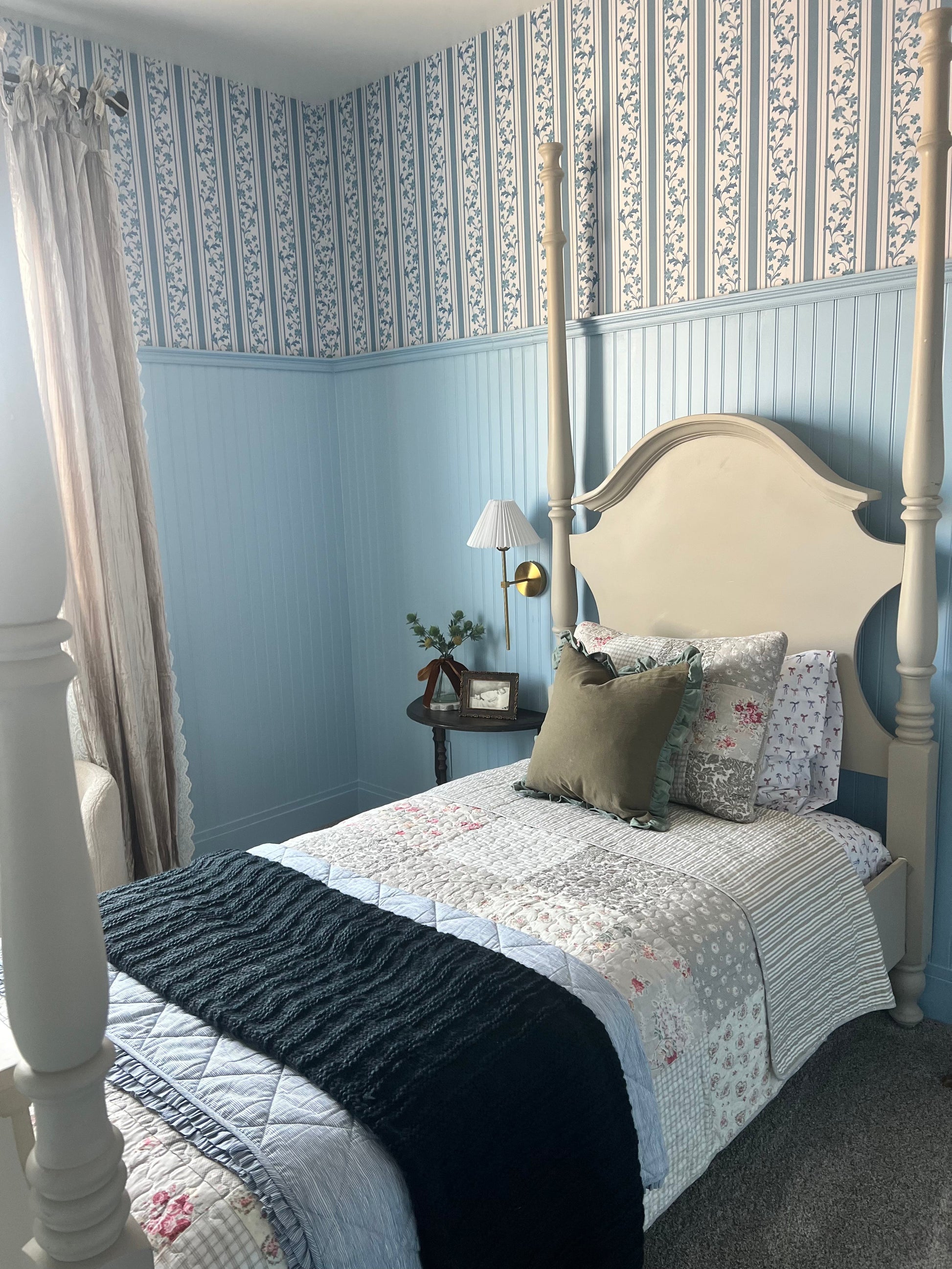 Tillie Wallpaper by Anna Black Creative - Loomwell Home Goods