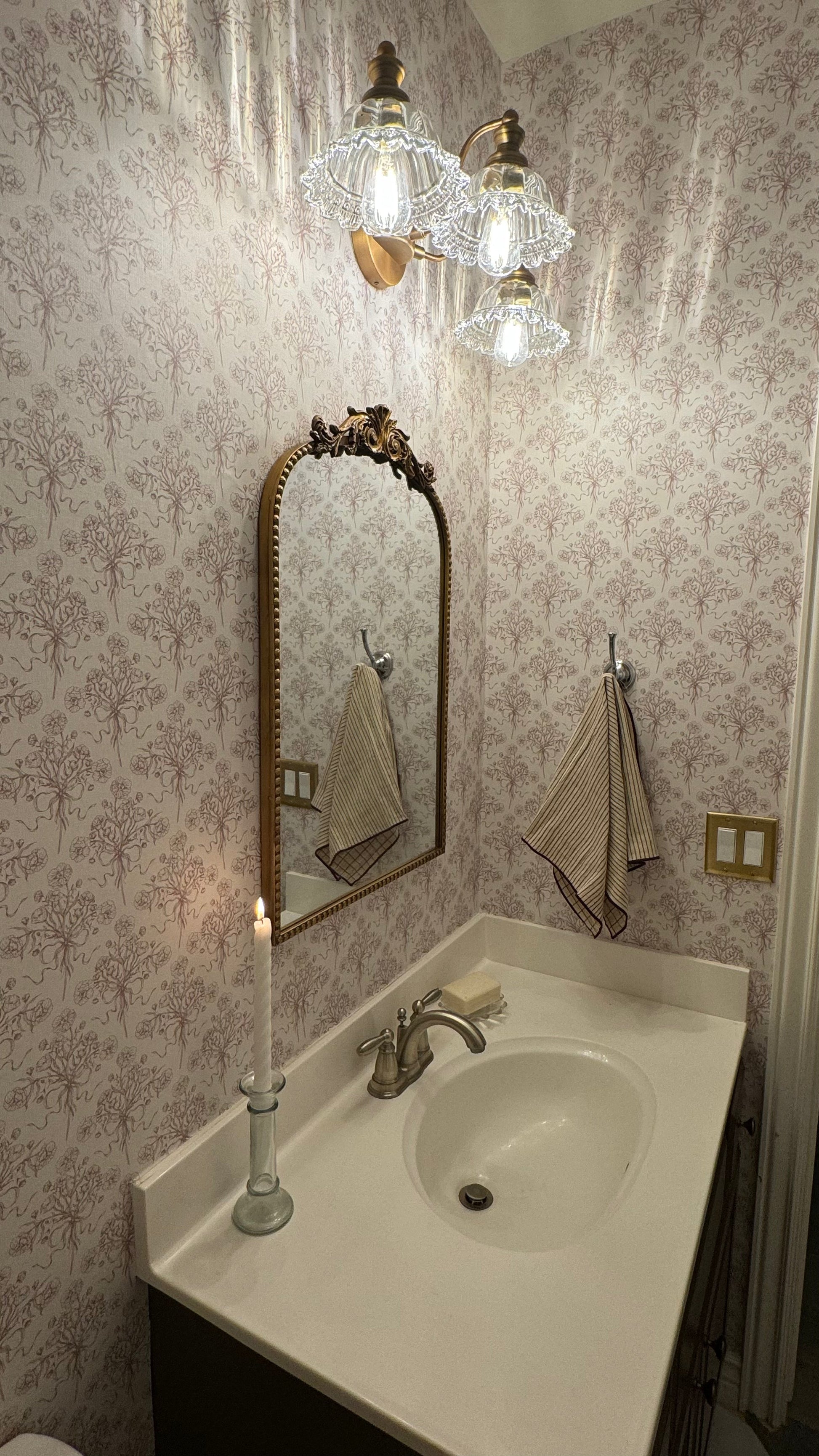 Adeline Wallpaper by Ali Anni - Loomwell Home Goods