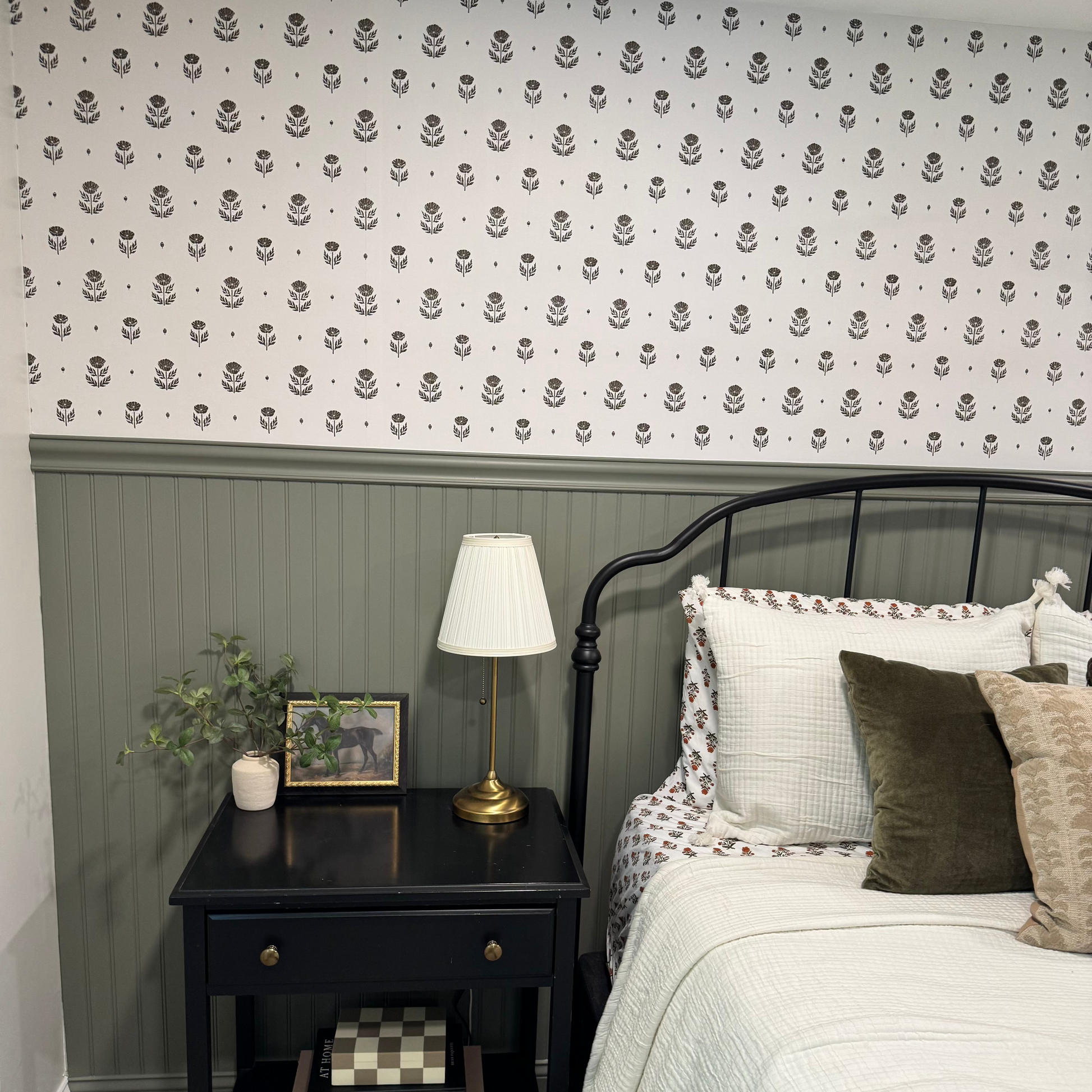Delaney Wallpaper by Mackenzie Nelson - Loomwell Home Goods