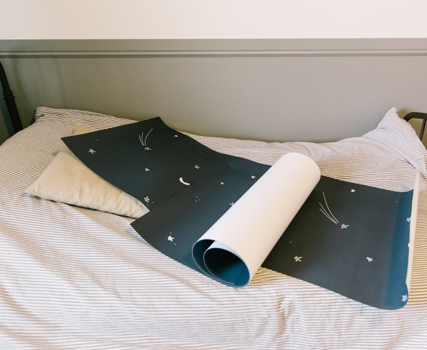 Spencer Wallpaper by Erika Senneff - Loomwell Home Goods