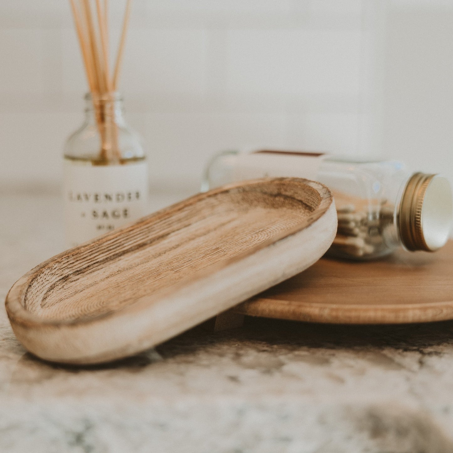 Plateau en bois rustique 