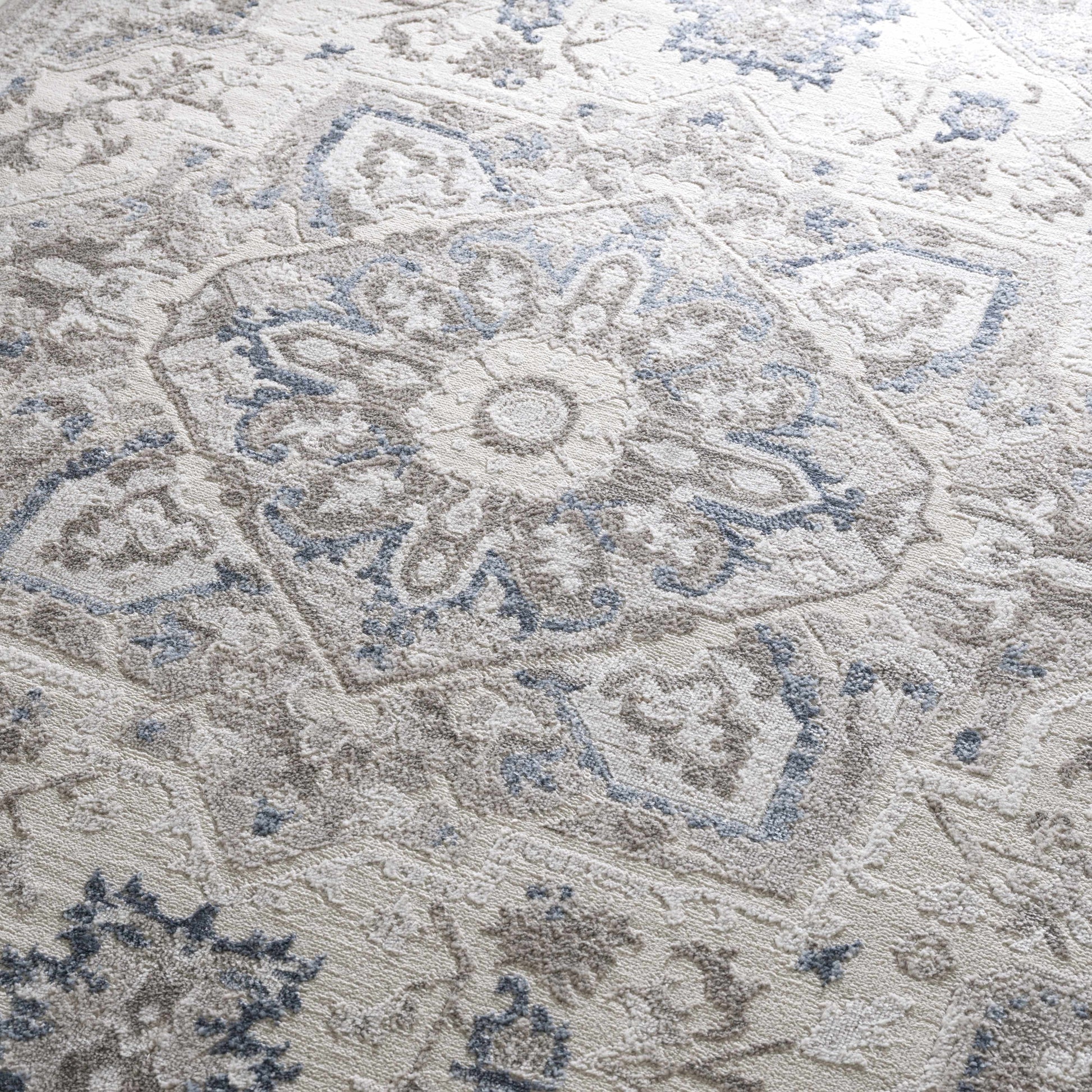 Bakir Blue Hues Gray Medallion Area Rug - Limited Edition - 5’2’’ x 7’ Rectangle - Boutique Rugs