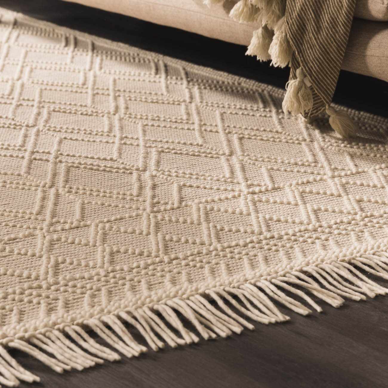 Ramsbury Beige Trellis Wool Rug - Boutique Rugs
