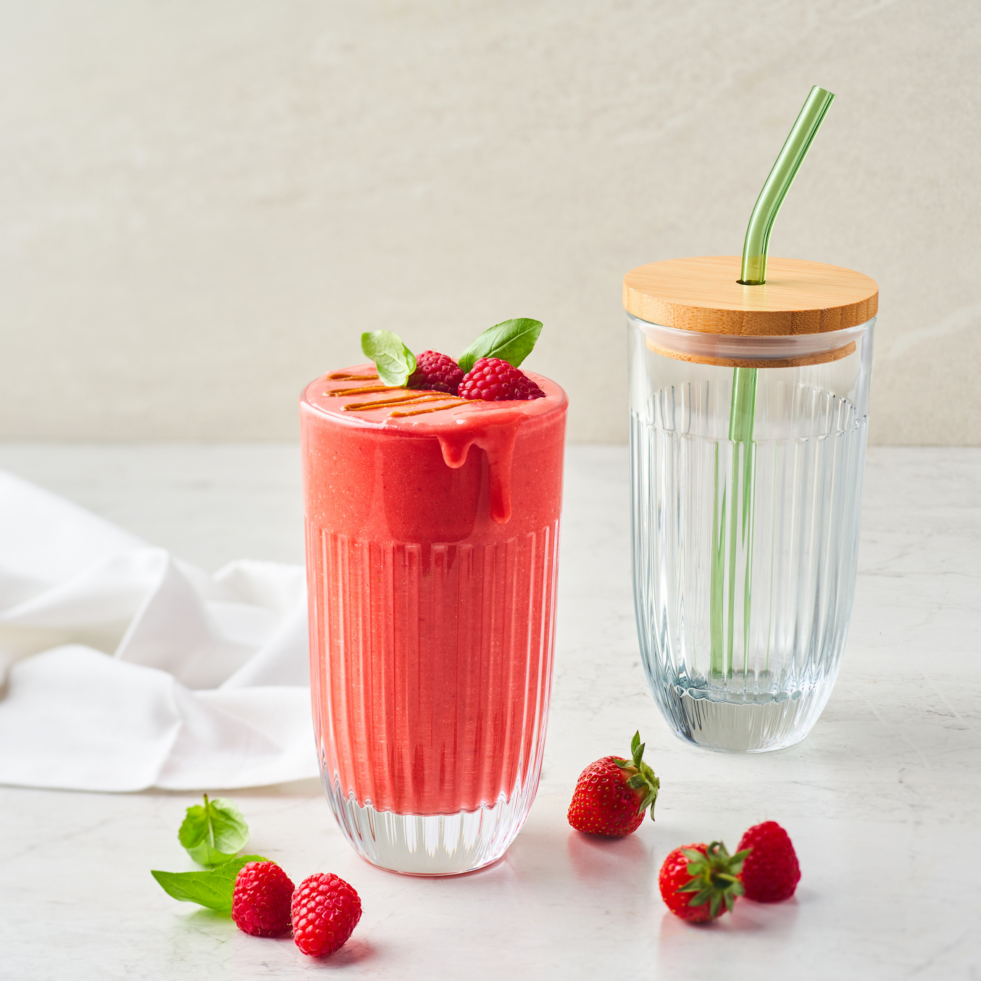 Ouessant Smoothie Glass with Bamboo Lid and Straw - La Rochere NA