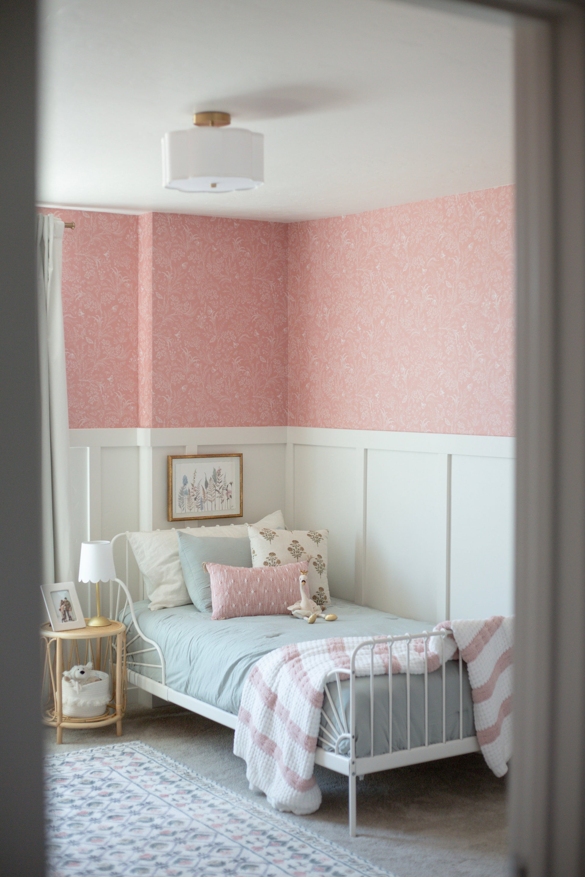 Bronwyn Wallpaper by Anna Black Creative - Loomwell Home Goods