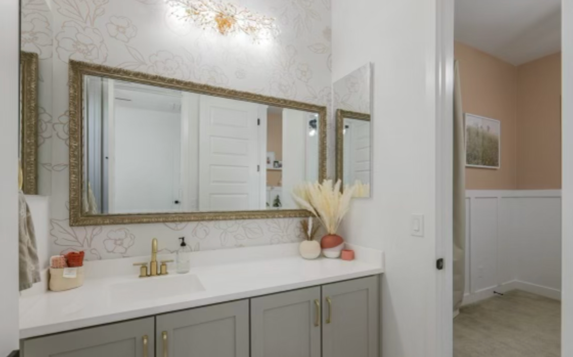 Tori Wallpaper by Hailey Creative - Loomwell Home Goods