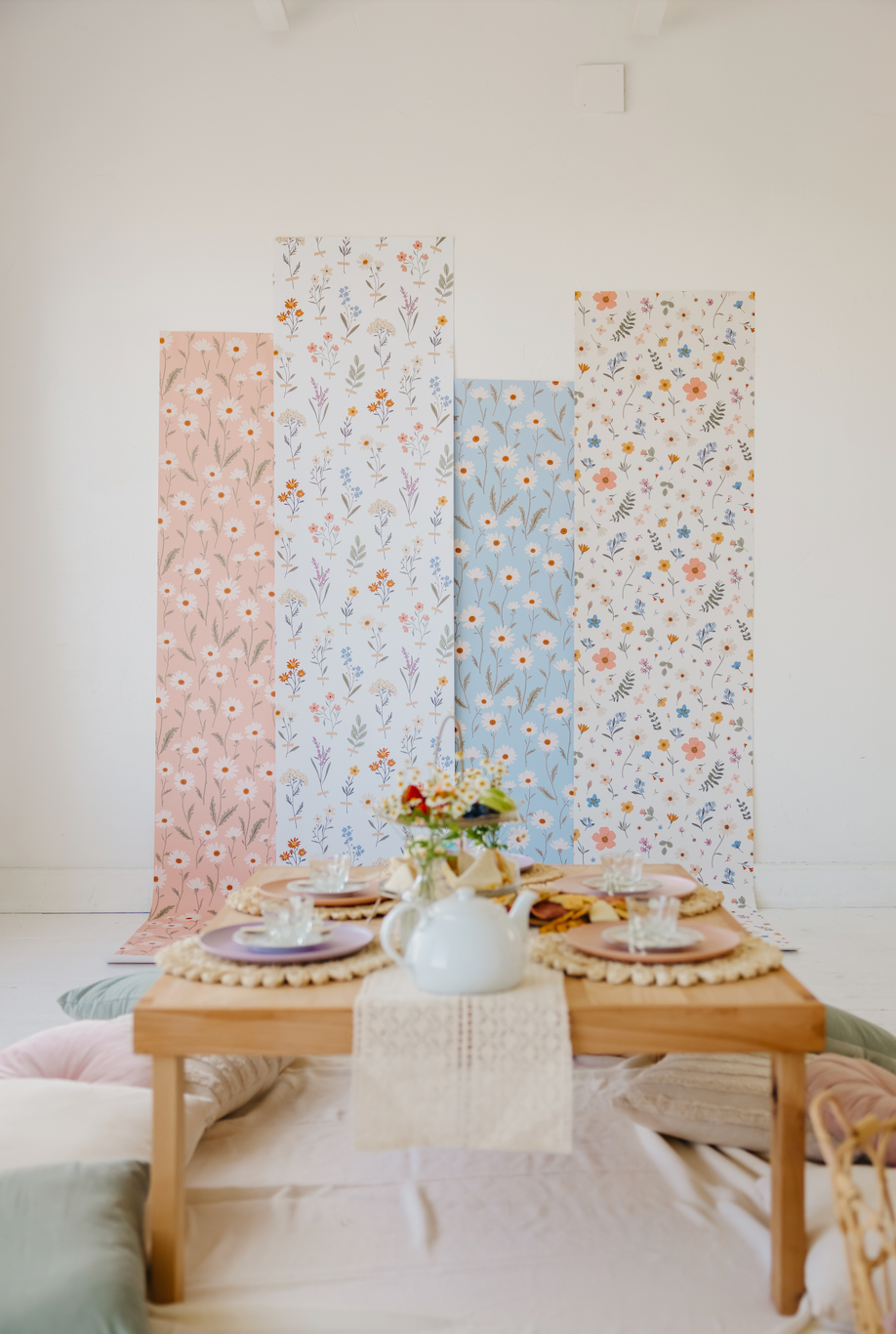 Laurence Wallpaper by Joannie Houle - Loomwell Home Goods