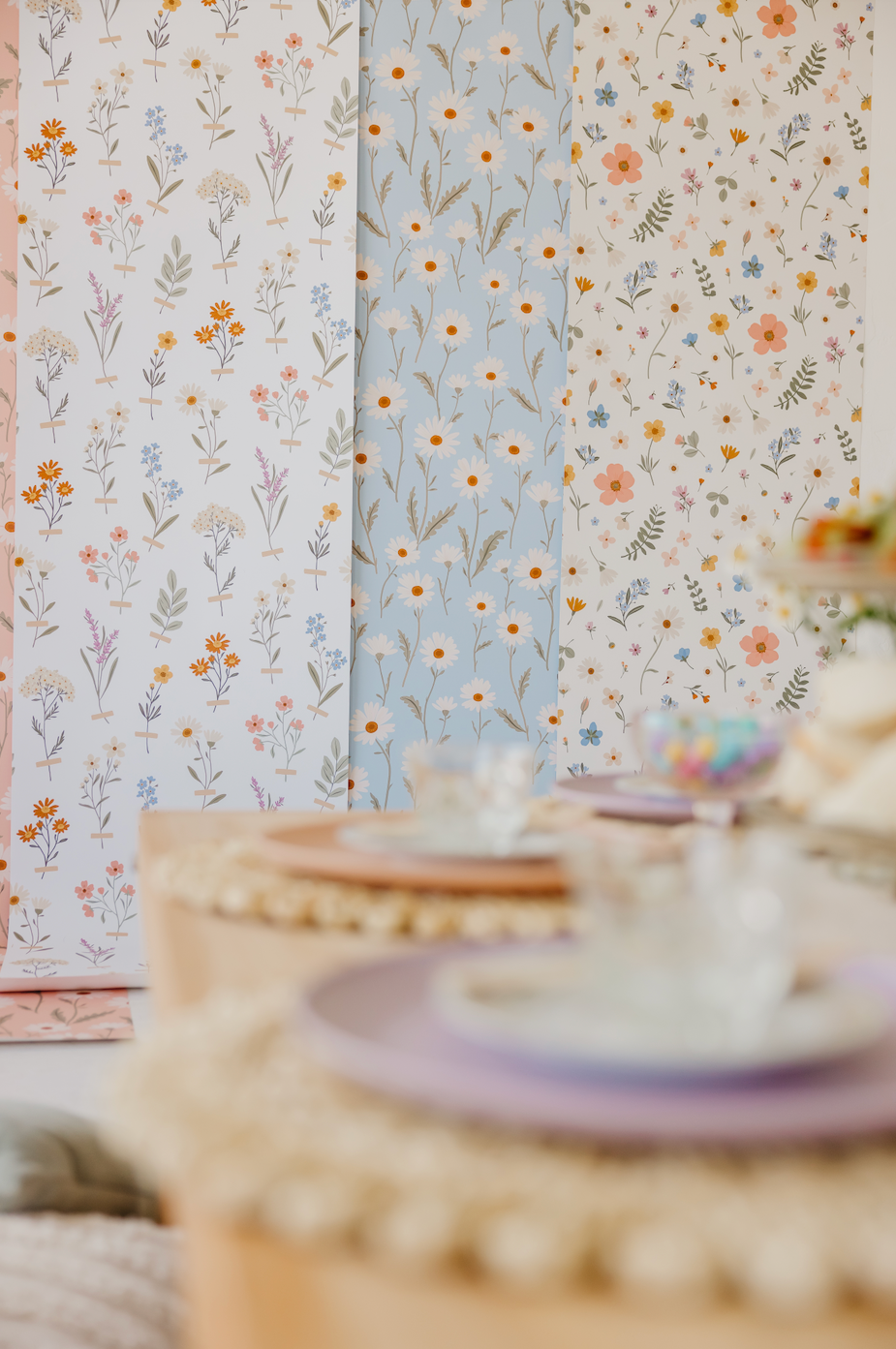 Laurence Wallpaper by Joannie Houle - Loomwell Home Goods