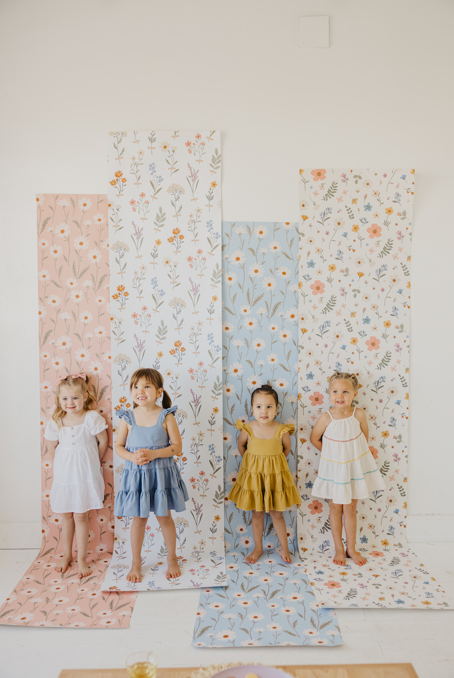 Laurence Wallpaper by Joannie Houle - Loomwell Home Goods