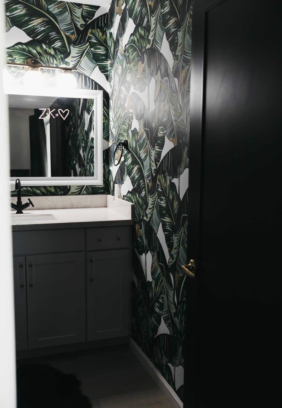 Eva Wallpaper - Loomwell Home Goods