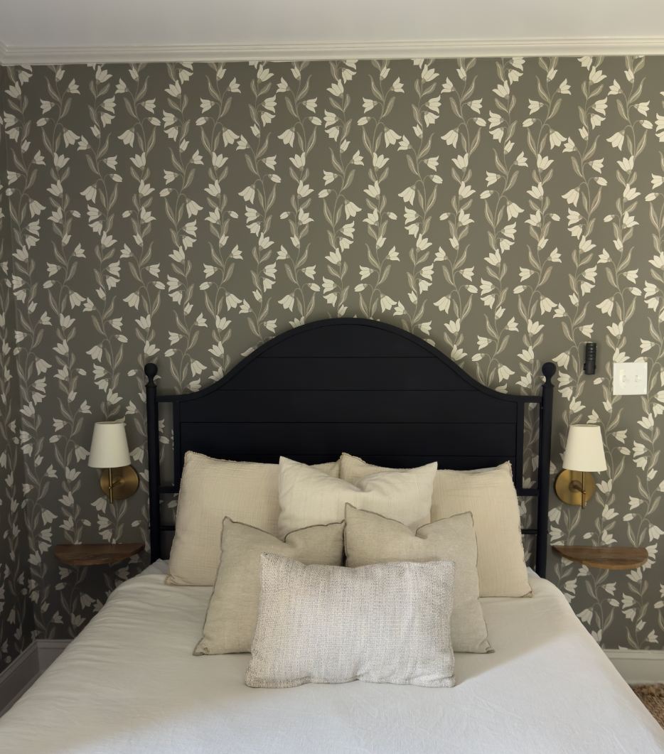 Agatha Wallpaper by Gabriela Dachin - Loomwell Home Goods