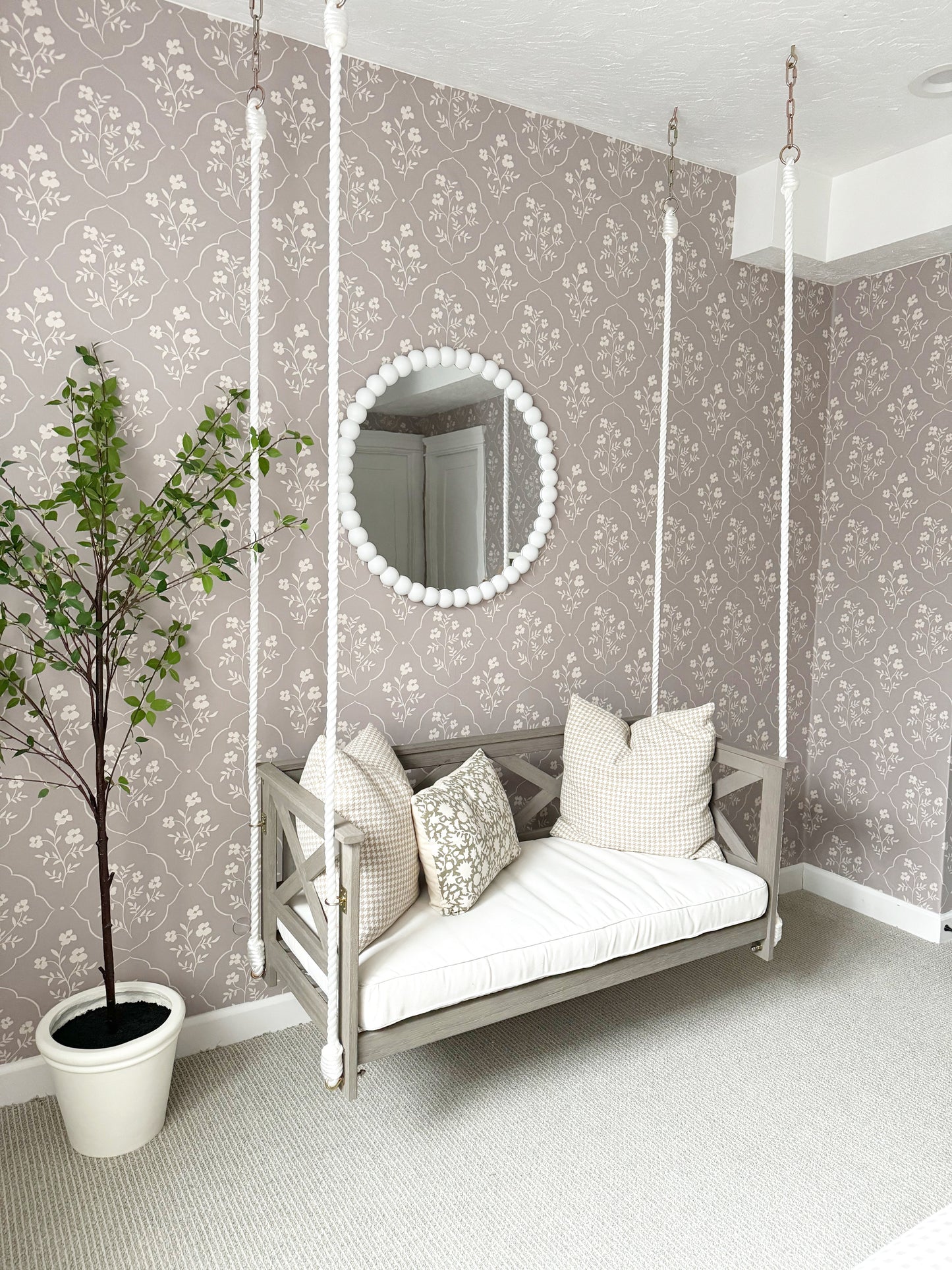 Della Wallpaper by Daphne and Sage - Loomwell Home Goods