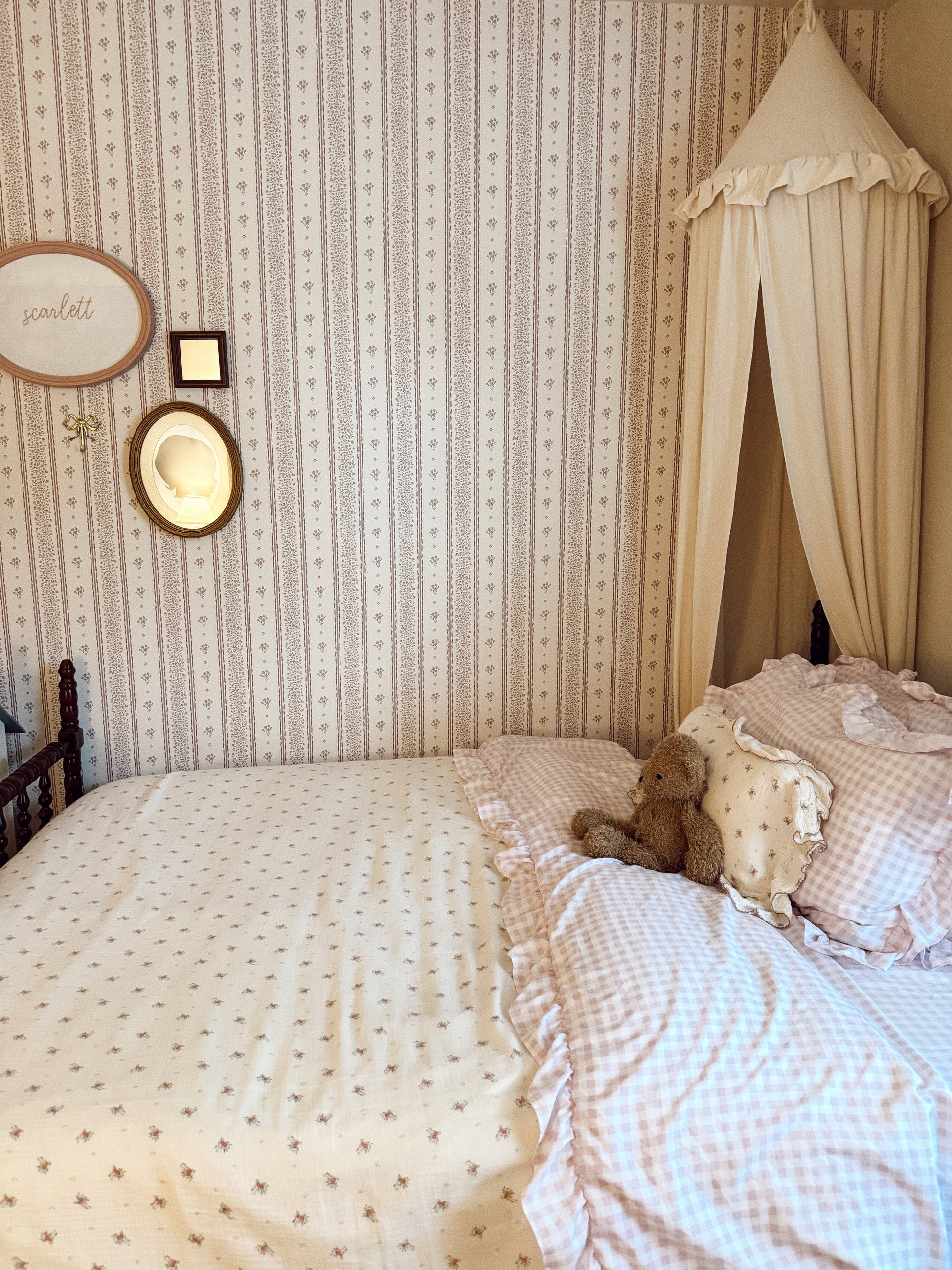 Lyla Wallpaper by Ali Anni - Loomwell Home Goods