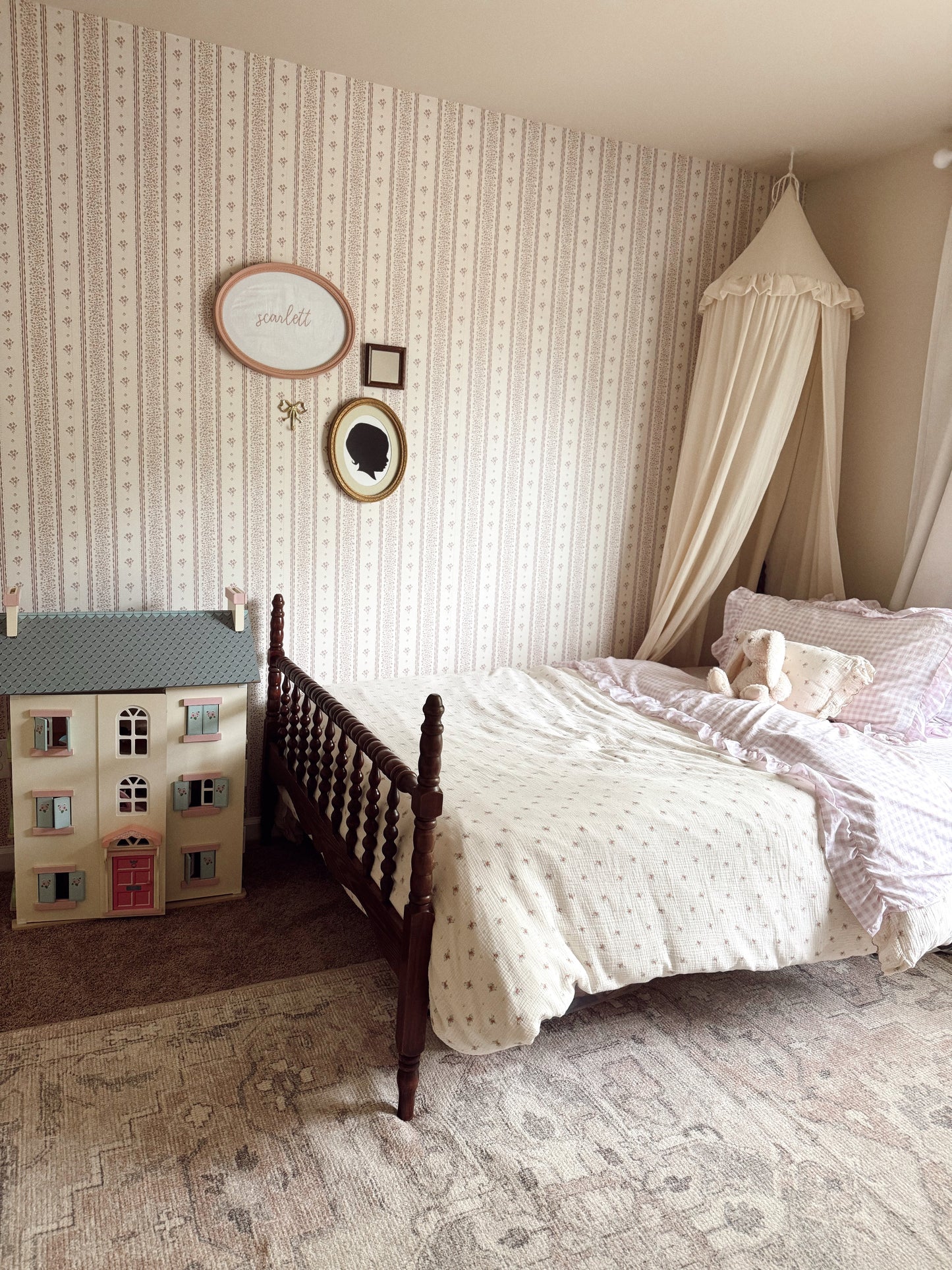 Lyla Wallpaper by Ali Anni - Loomwell Home Goods