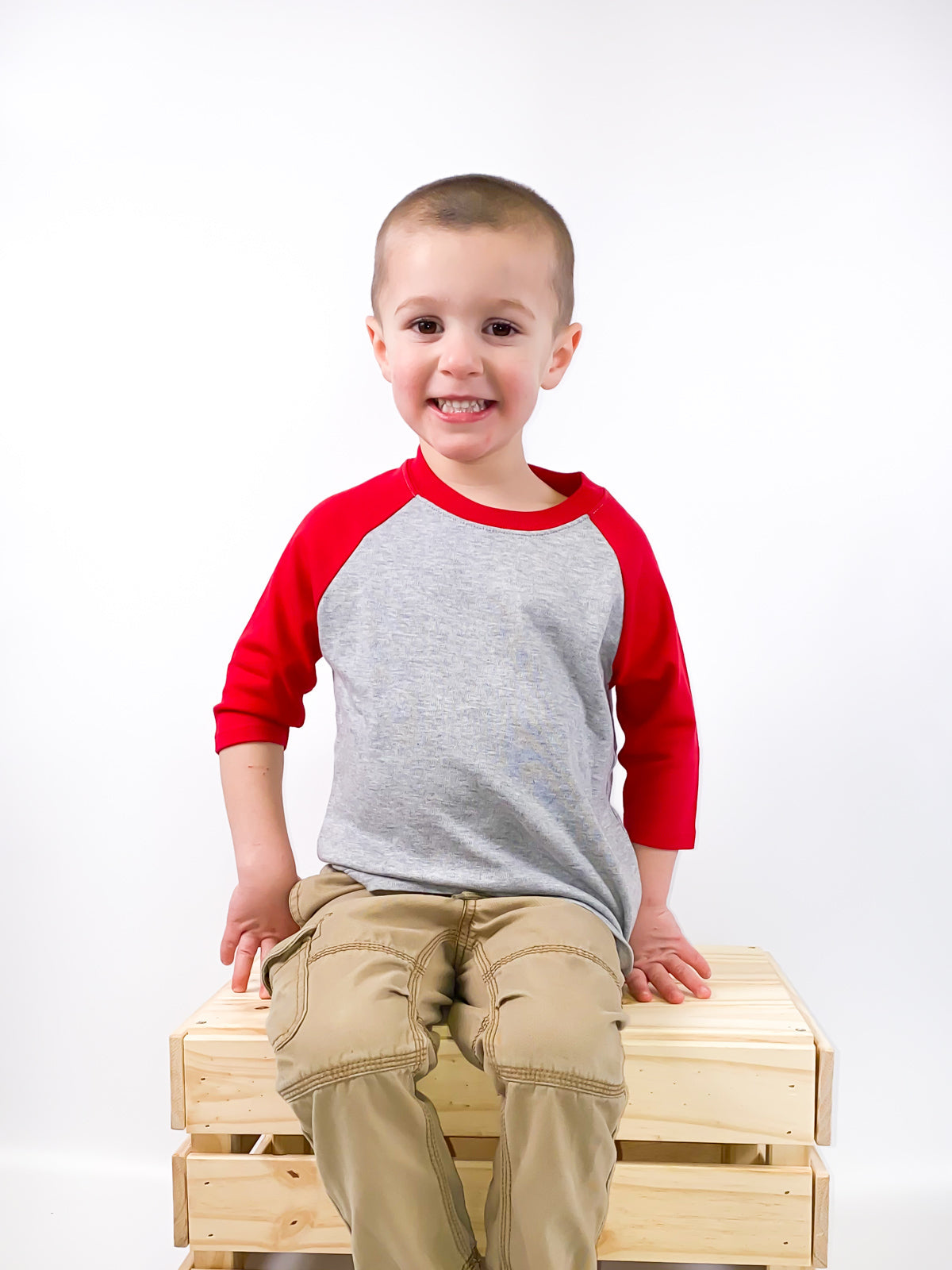 Unisex Raglan Shirt with Grey Body (Youth) - Red / 6 - ARB Blanks