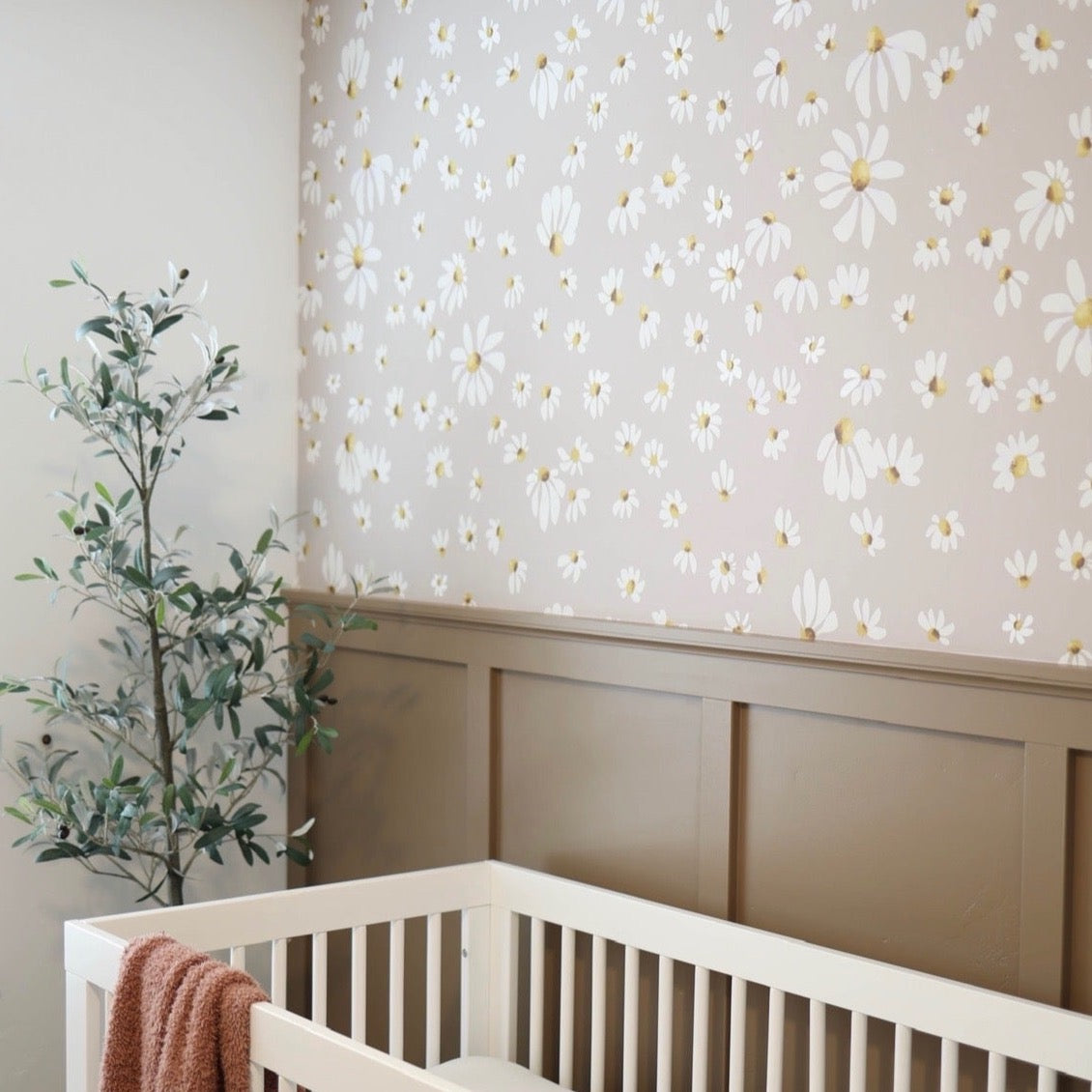 Gwen Wallpaper by Morgan Casteel - Loomwell Home Goods