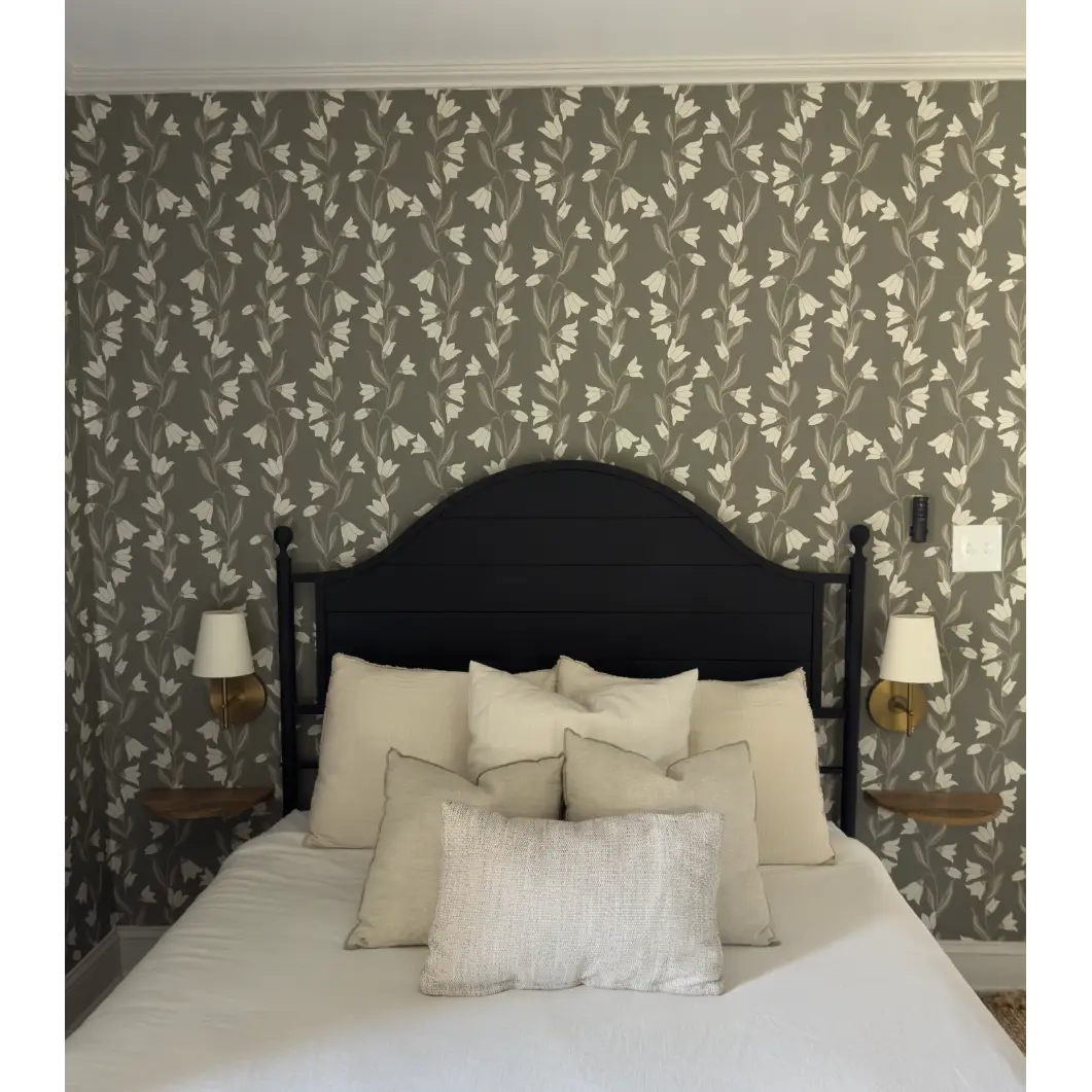 Agatha Wallpaper - Travelling Tulips - by Gabriela Dachin - Loomwell Home Goods