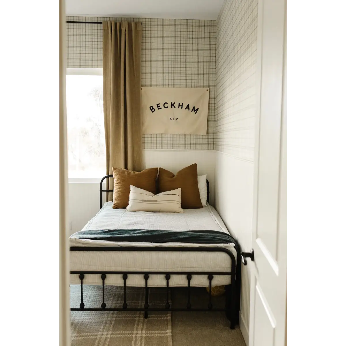 Alcott Wallpaper - Traditional Plaid - by Grateful Artsy Soul - Loomwell Home Goods