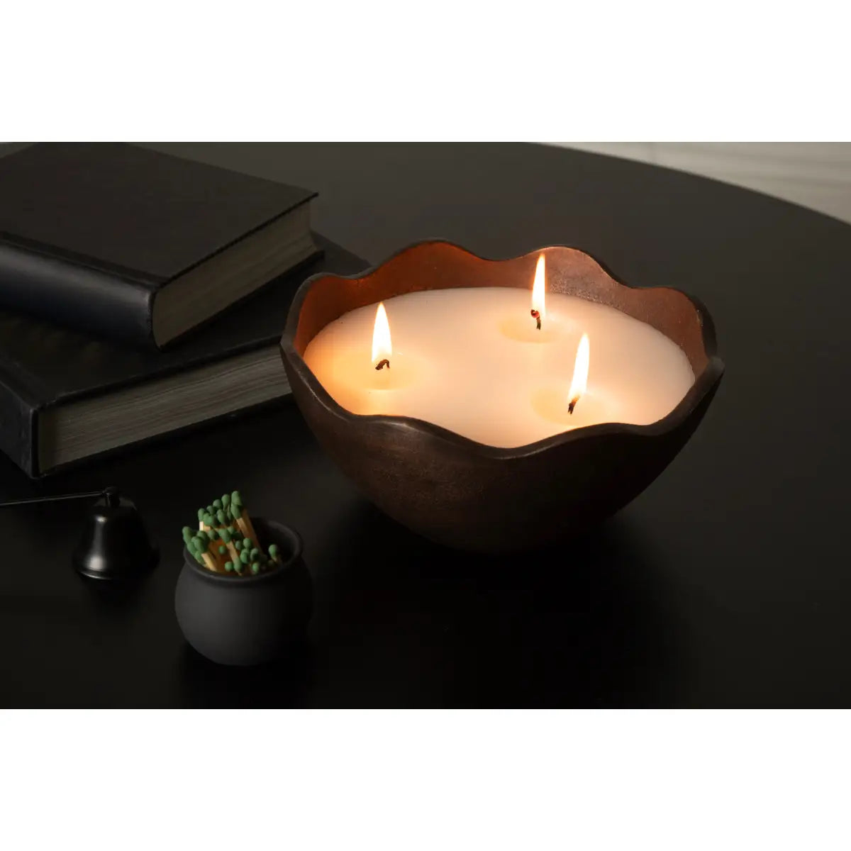 Alessia Scalloped Metal Candle Bowl - kateandlaurel