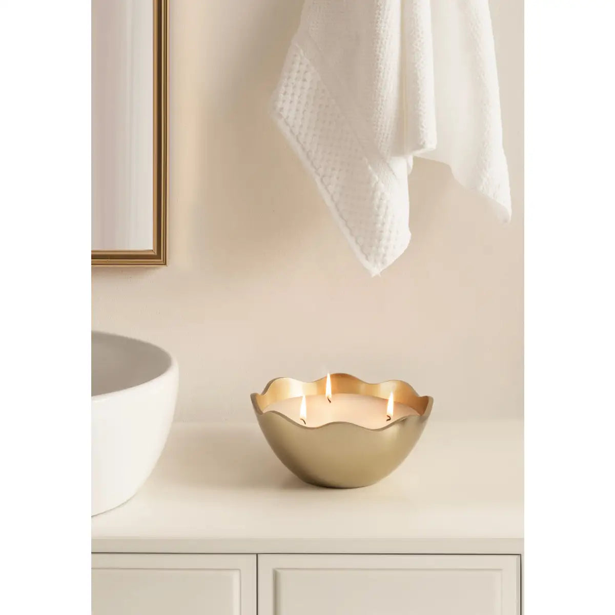 Alessia Scalloped Metal Candle Bowl - kateandlaurel