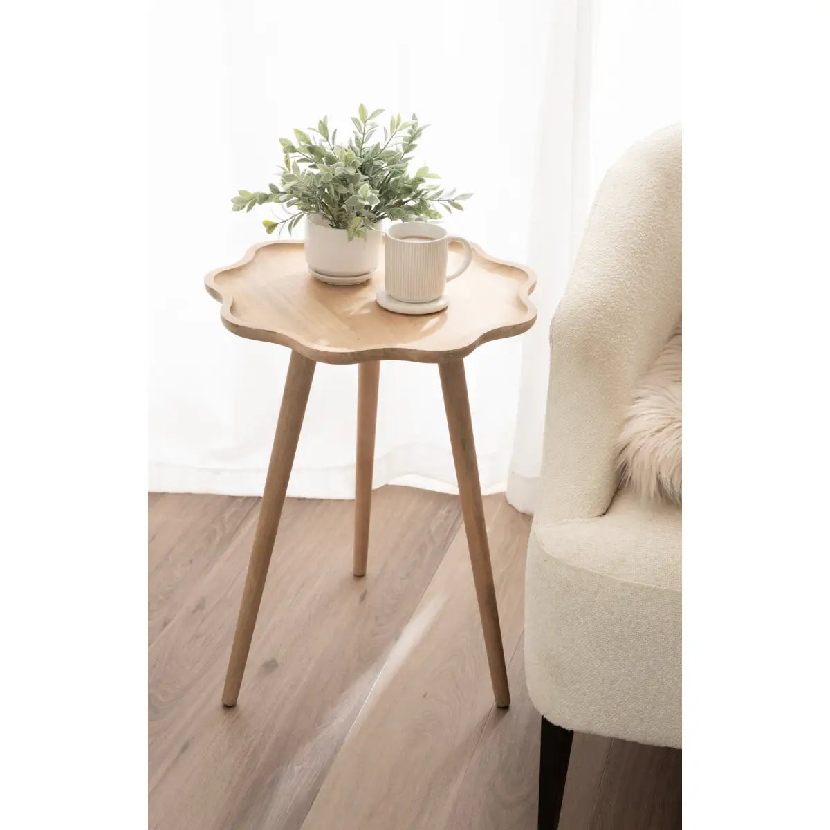 Alezar Scallop Wood Side Table - kateandlaurel