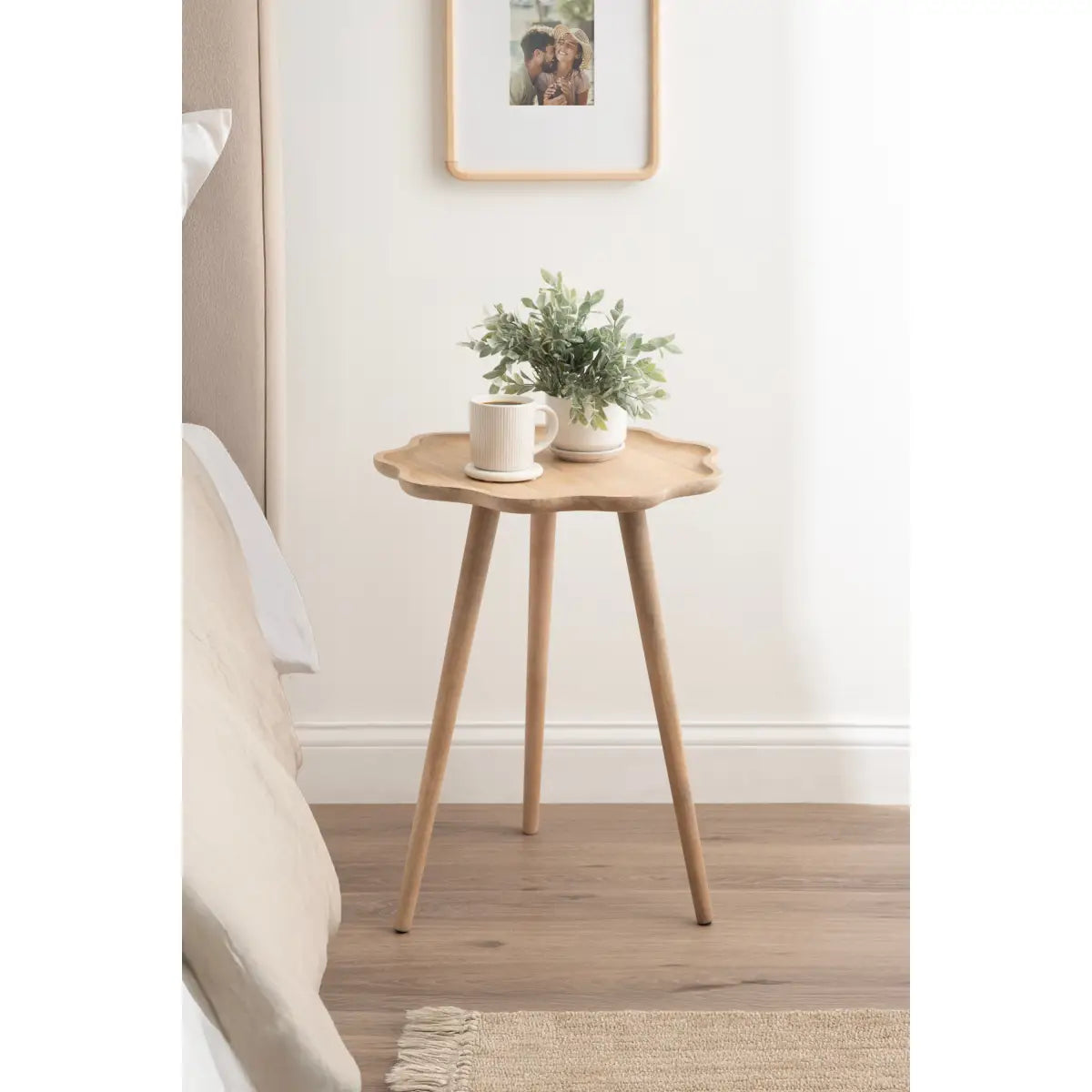 Alezar Scallop Wood Side Table - kateandlaurel