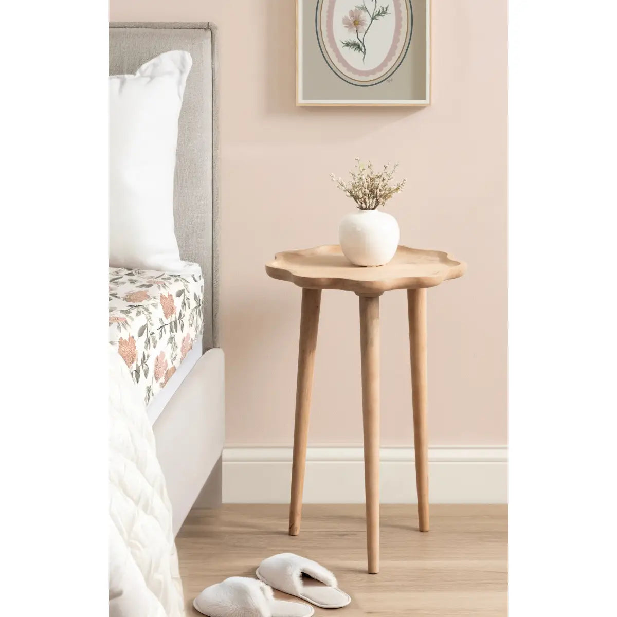 Alezar Scallop Wood Side Table - kateandlaurel