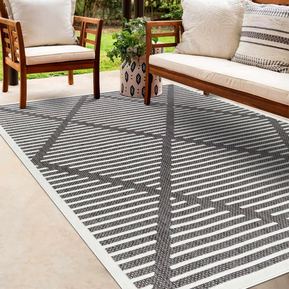 Anah Black Outdoor Rug - Boutique Rugs