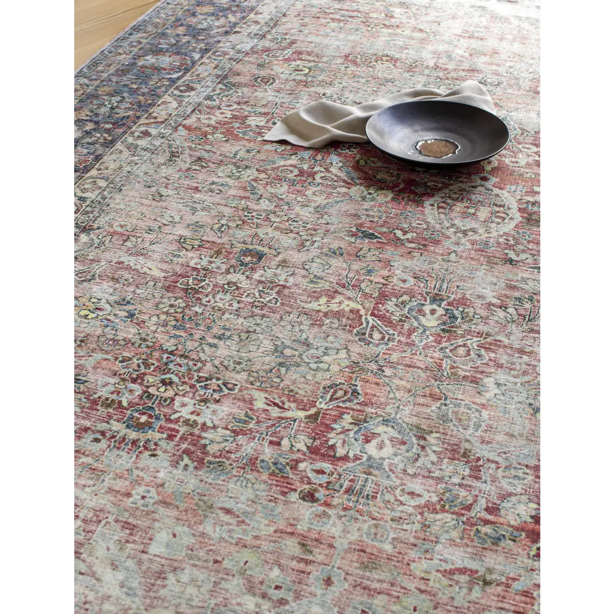 Anahawan Persian Style Washable Area Rug - Boutique Rugs