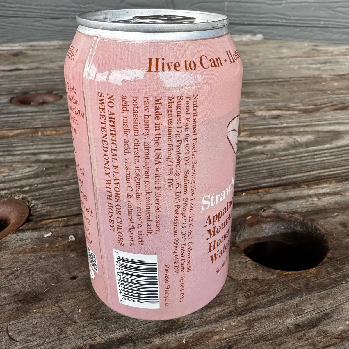 Flavored Sparkling Water with Honey - Strawberry - with Electrolytes - Wehrloom Honey