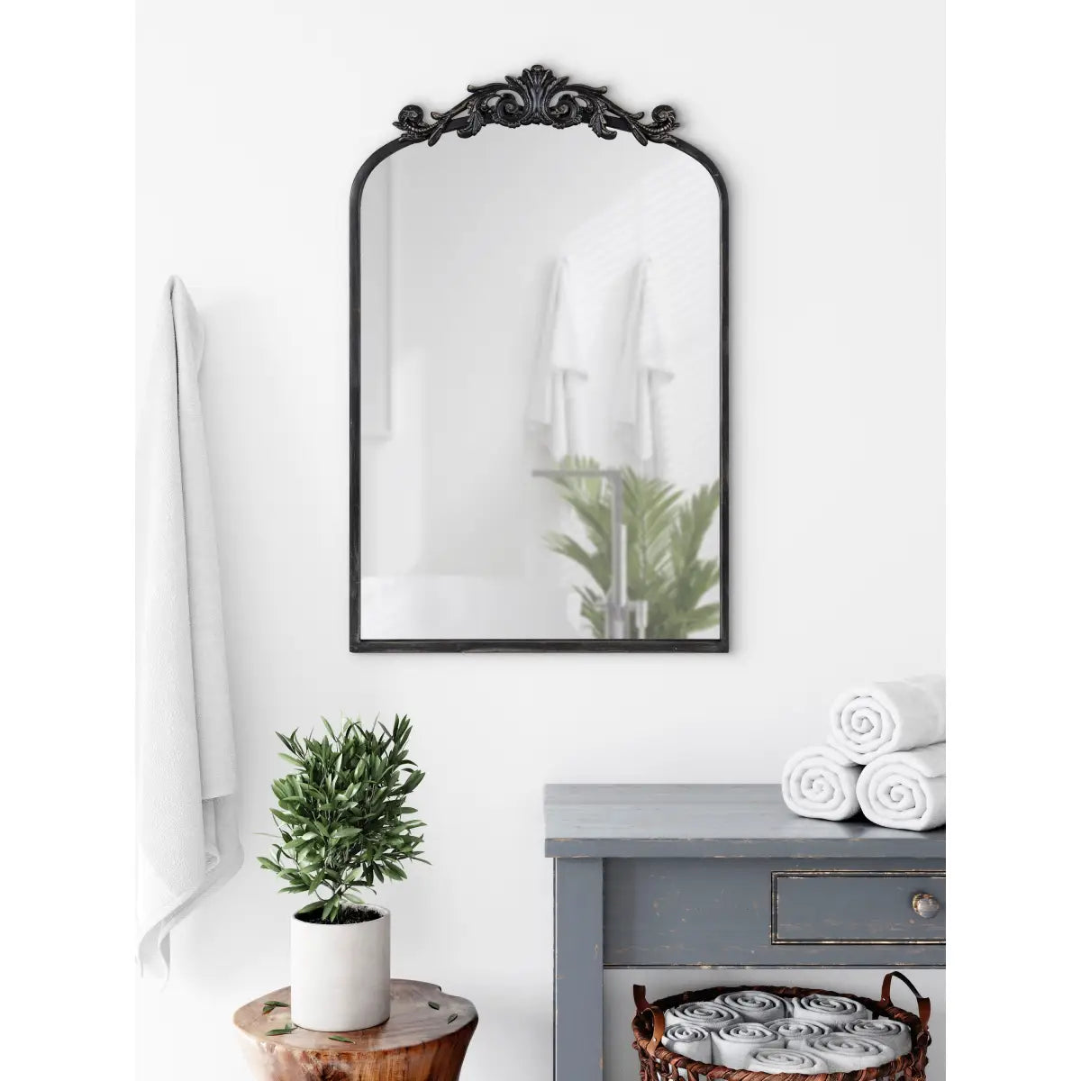 Arendahl Elegant Arch Mirror - kateandlaurel