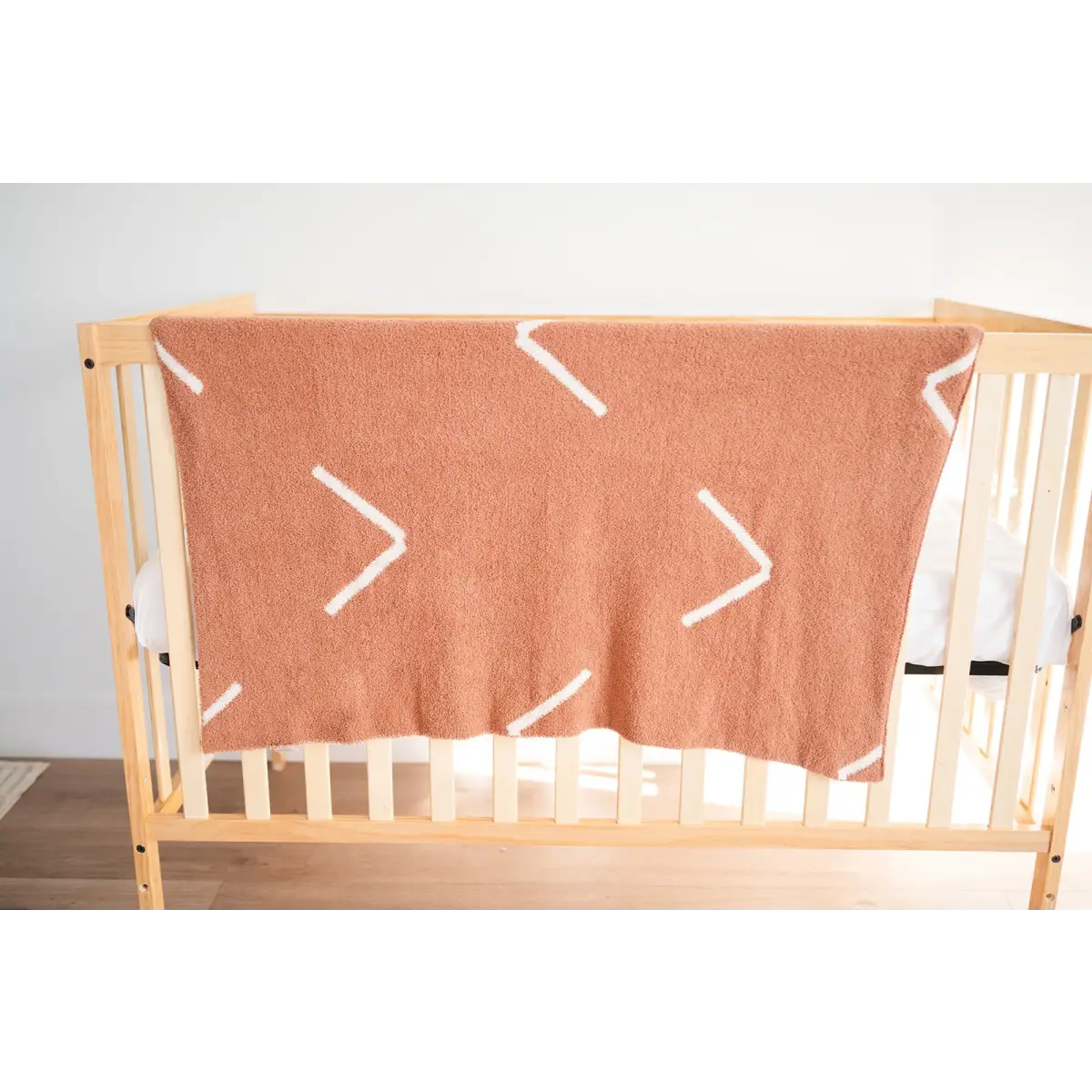 Arrow Blanket - Caramel/Cream - Harp Angel Boutique