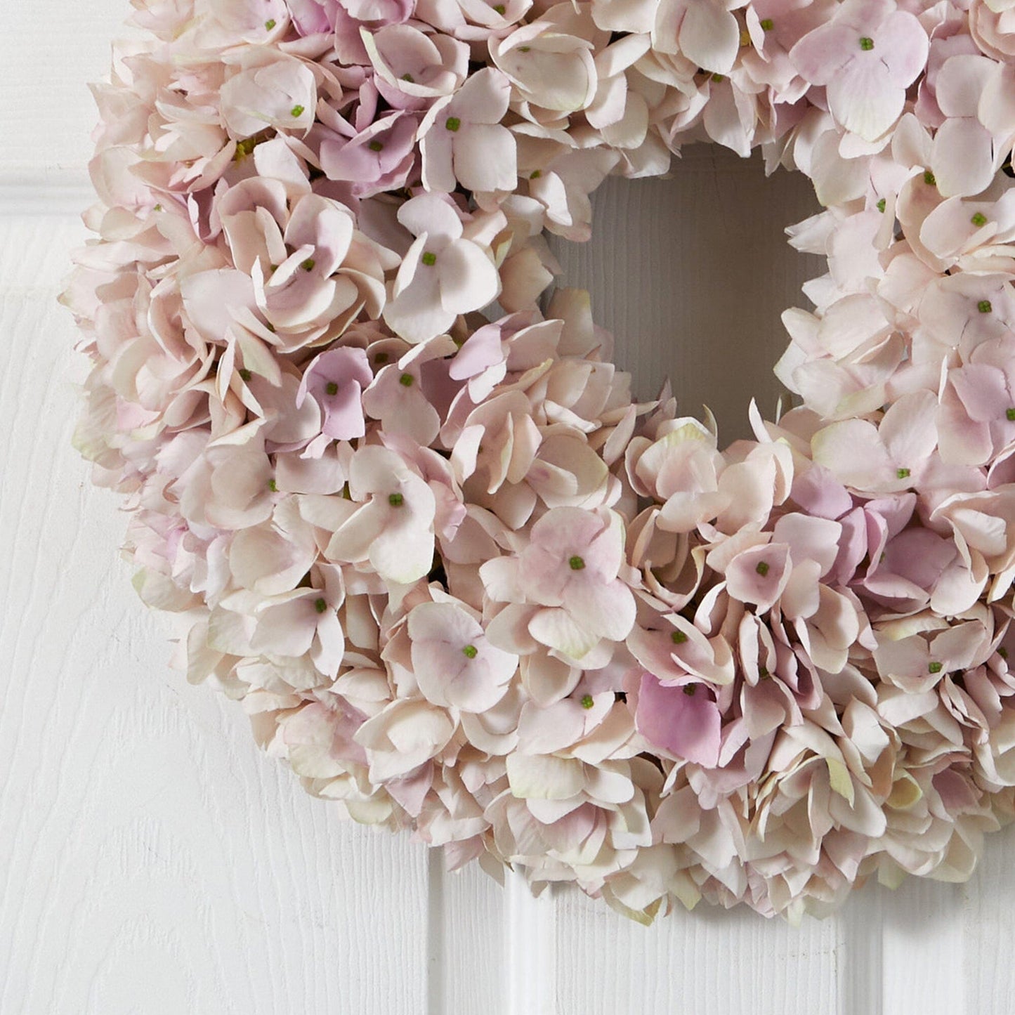 Corona artificial de hortensias de 16" en tonos rosa y blanco