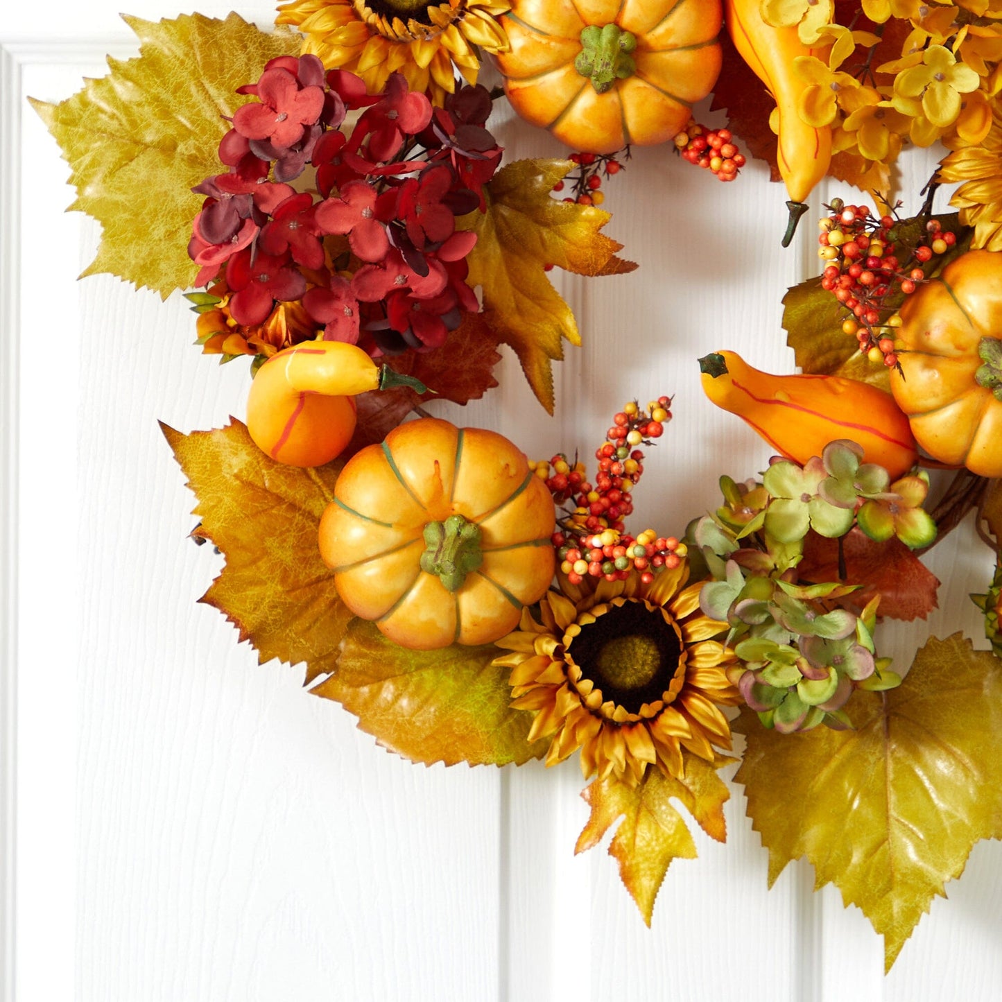 Couronne d'automne artificielle de 22 po avec hortensias, citrouilles et tournesols