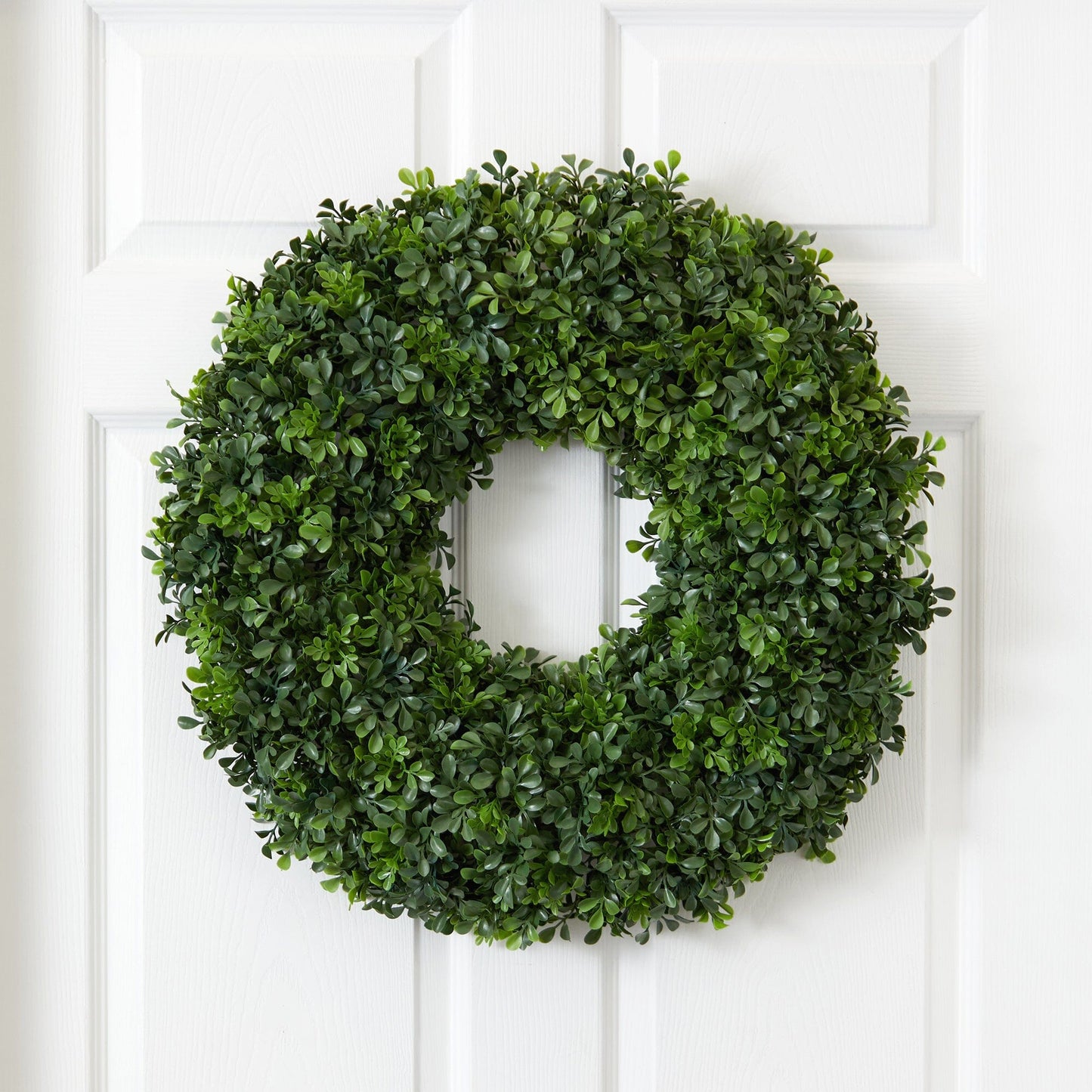 22” Boxwood Wreath